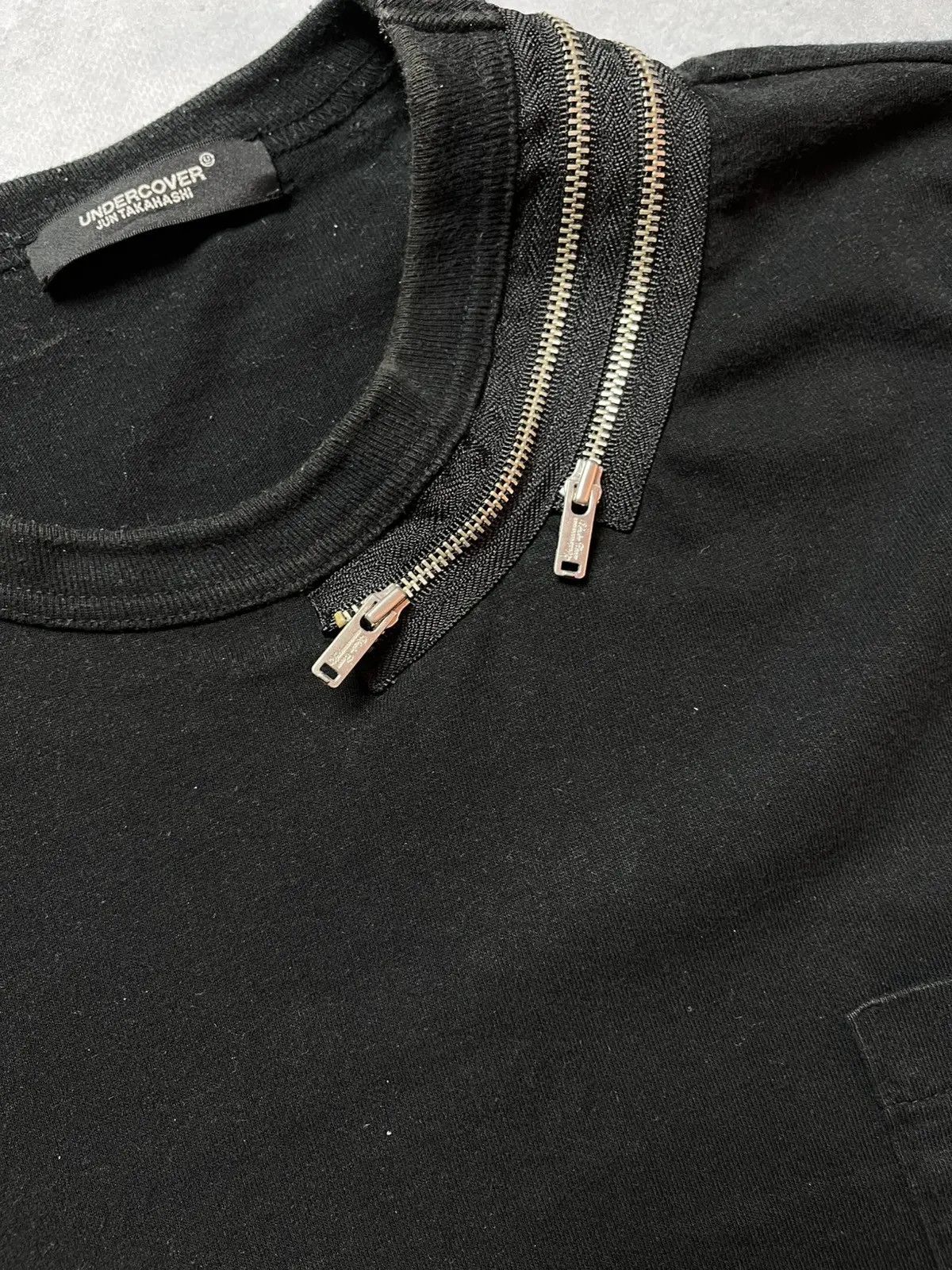Undercover VERY RARE SS23 UNDERCOVER ZIP DETAILED T-SHIRT TEE Size US L / EU 52-54 / 3 - 2 Thumbnail