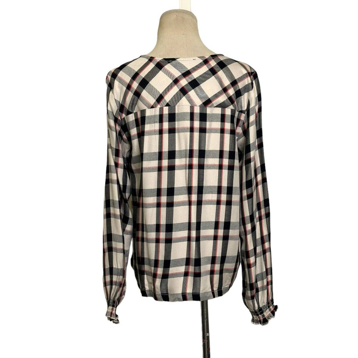 Sanctuary Sanctuary plaid long sleeves front crossed top size small Size S / US 4 / IT 40 - 2 Thumbnail