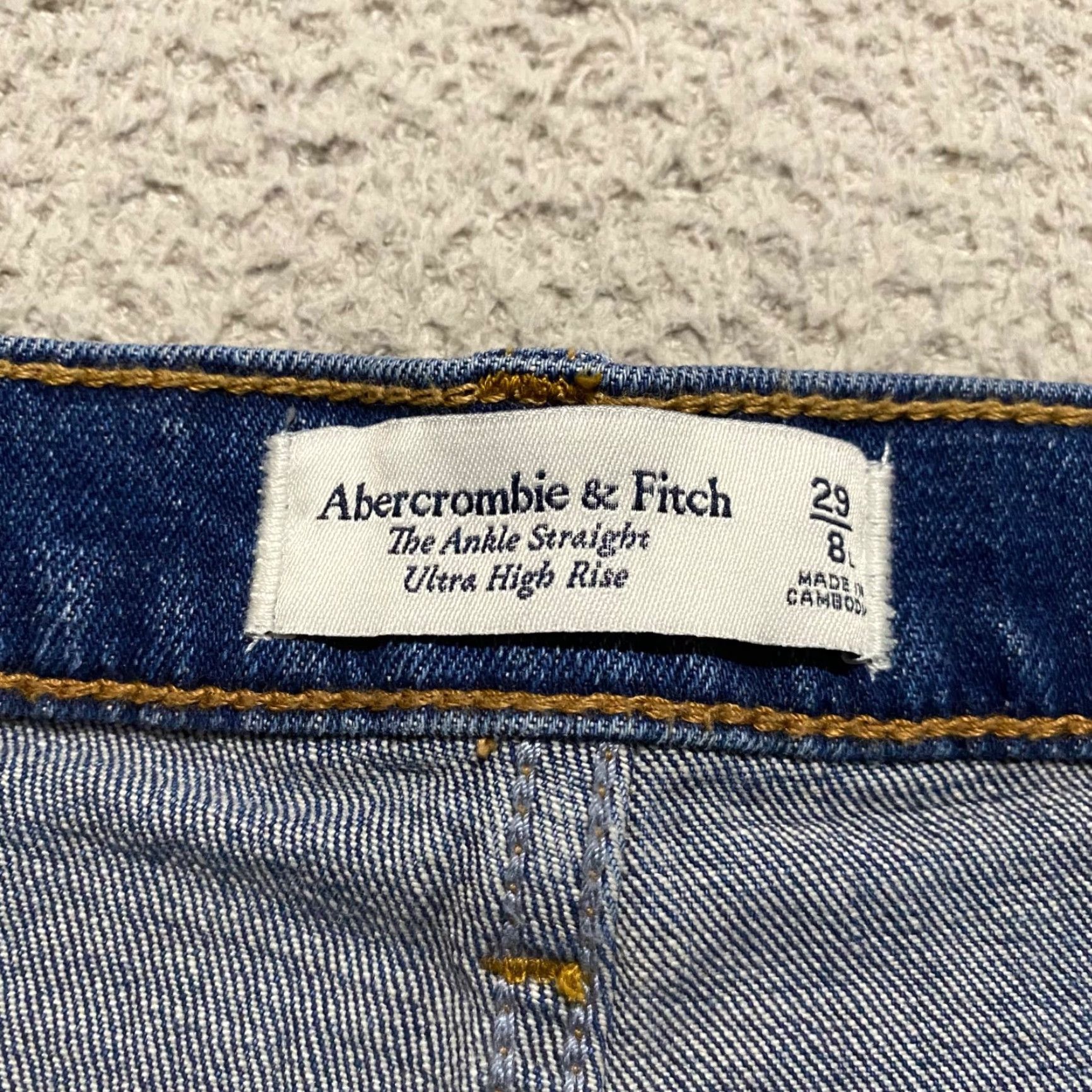 Abercrombie & Fitch Abercrombie & Fitch Jeans Womens 8 Blue Denim Straight High Rise Distressed Size 30" / US 8 / IT 44 - 3 Thumbnail