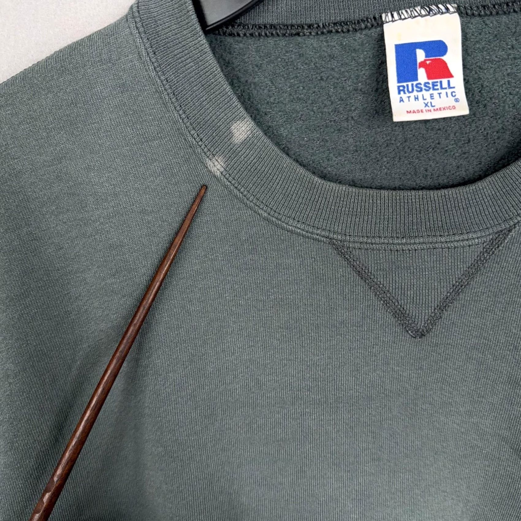 Russell Athletic VINTAGE Russell Athletic Sweatshirt Mens XL Green Crewneck Pullover Fleece Logo Grunge 80s 90s Mens Size US XL / EU 56 / 4 - 5 Thumbnail