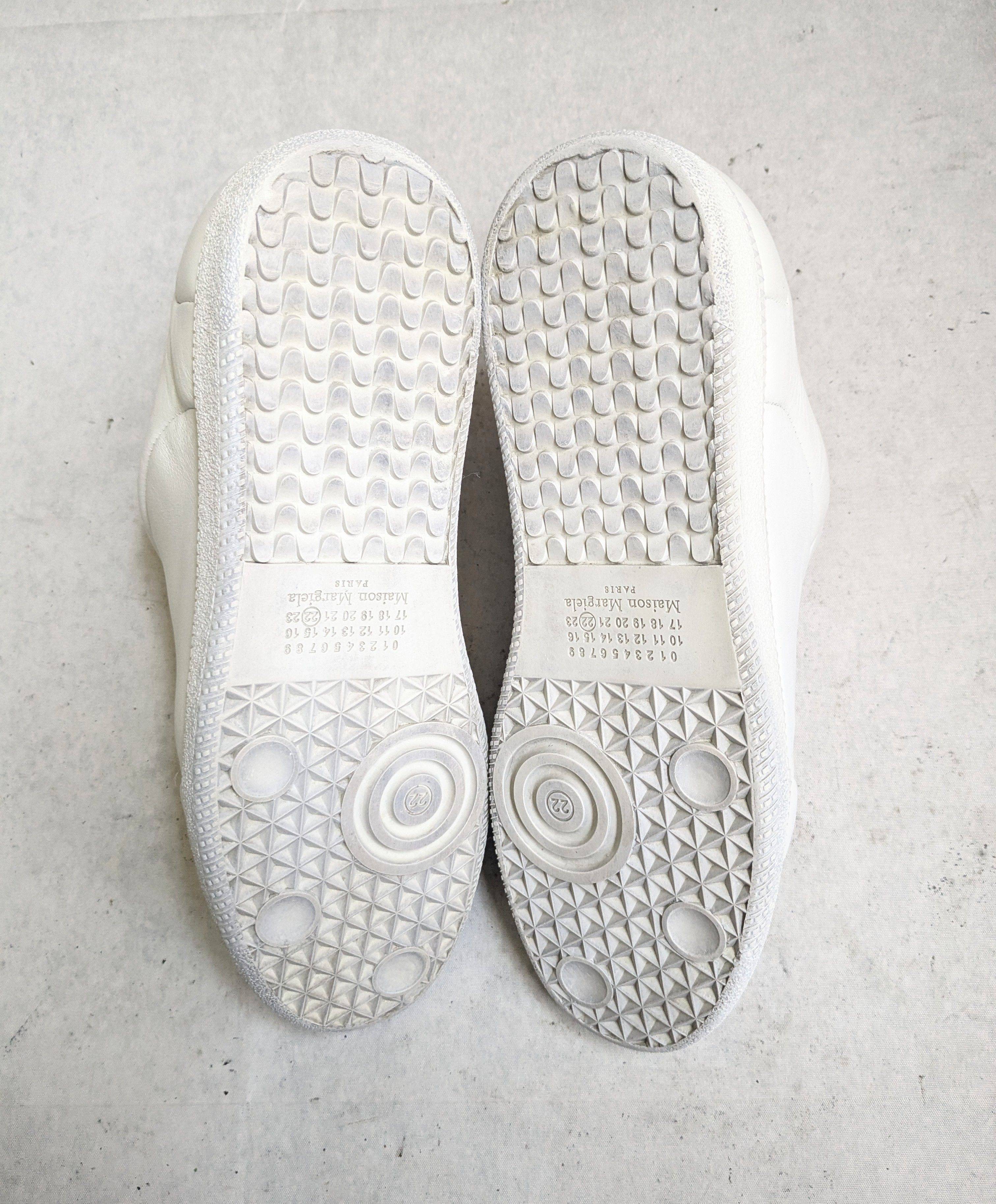 Maison Margiela Maison Marigela Future White 9 42 Low Tops Leather Size US 9 / EU 42 - 14 Thumbnail