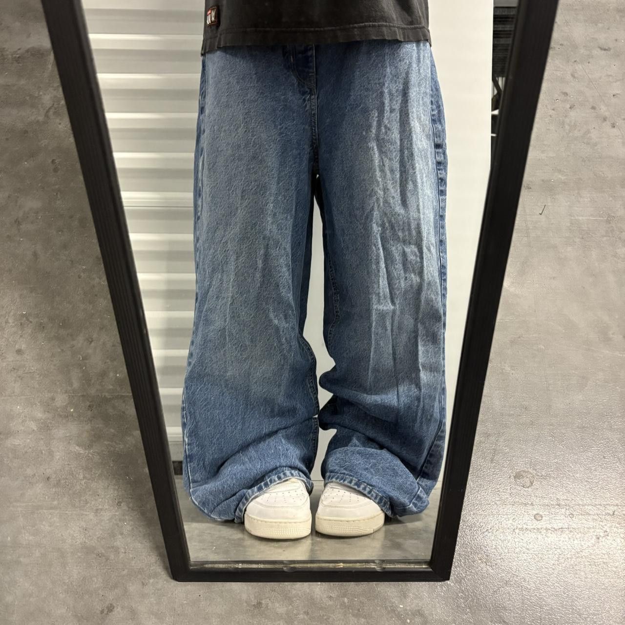 Vintage Vintage Y2K/2000s Super Baggy Super WideLeg Grunge Skater Style Medium Wash Denim Jeans! Size US 38 / EU 54 - 1 Thumbnail
