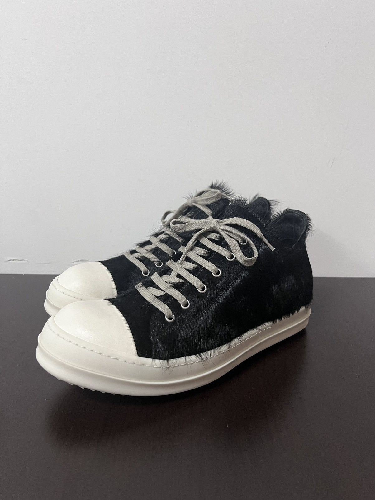 Rick Owens Rick owens pony hair ramones low top sneakers Size US 10.5 / EU 43-44 - 2 Thumbnail