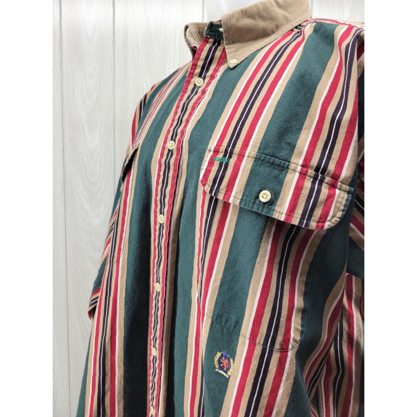 Tommy Hilfiger VINTAGE Tommy Hilfiger Mens Striped Button-Up Shirt XL 90s Crest Logo Cotton Green Shirt Button-Front Mens Regular Size US XL / EU 56 / 4 - 3 Thumbnail
