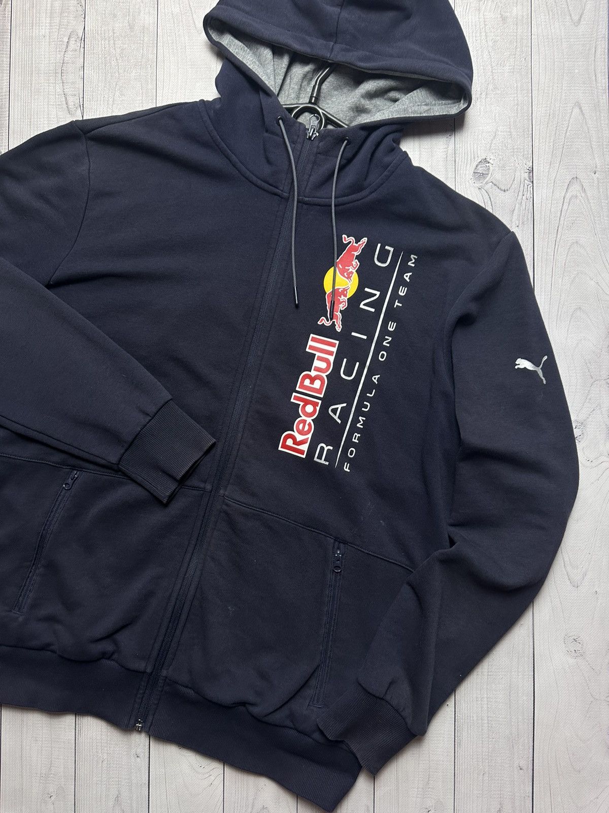 Puma × Vintage Vintage puma racing Red Bull zip hoodie size L Size US L / EU 52-54 / 3 - 2 Thumbnail