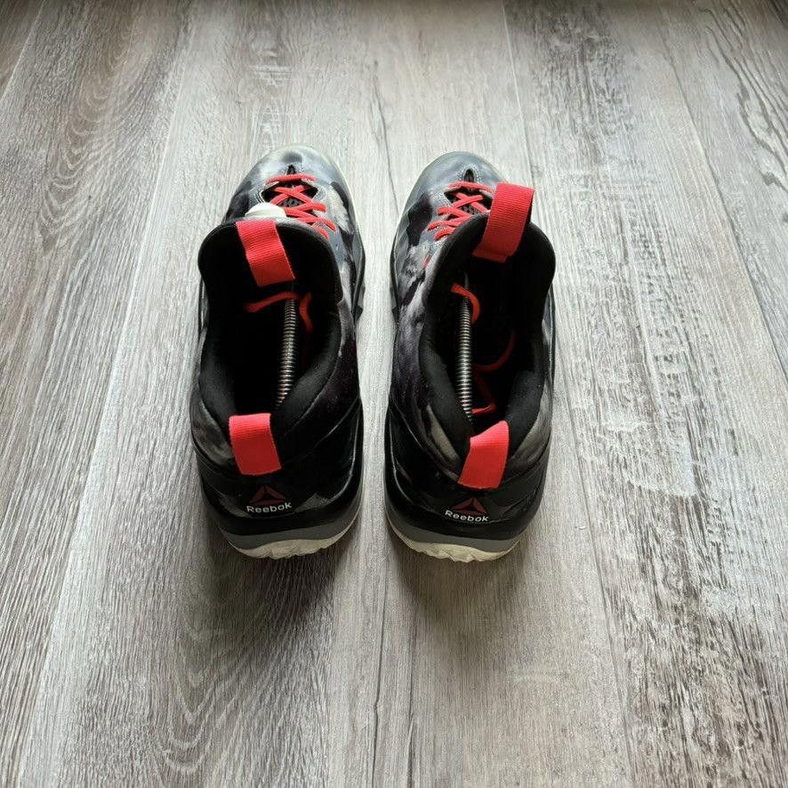 Reebok REEBOK •• ZPump The Pump Rise Cloud (12M) Size US 12 / EU 45 - 12 Thumbnail