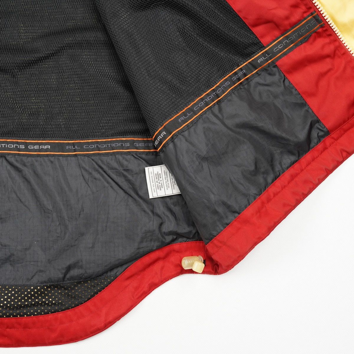 Nike ACG Nike ACG Red Jacket Vintage Windbreaker Size US M / EU 48-50 / 2 - 16 Thumbnail