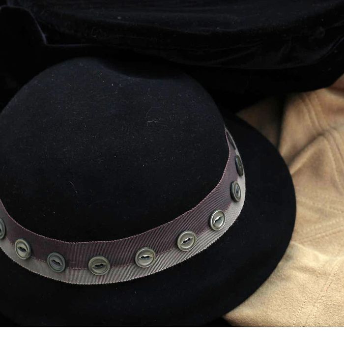 Vintage Vintage Makoff black mushroom hat with buttons and ribbon | Grailed