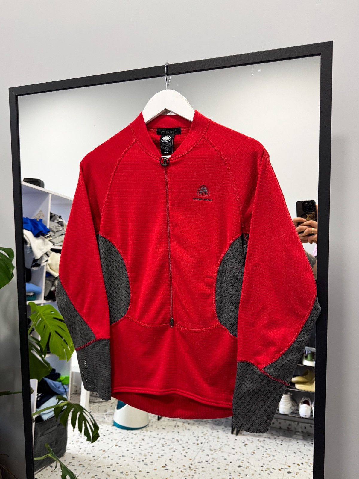 Nike ACG Nike ACG vintage thermo long sleeve size M Size US M / EU 48-50 / 2 - 1 Thumbnail