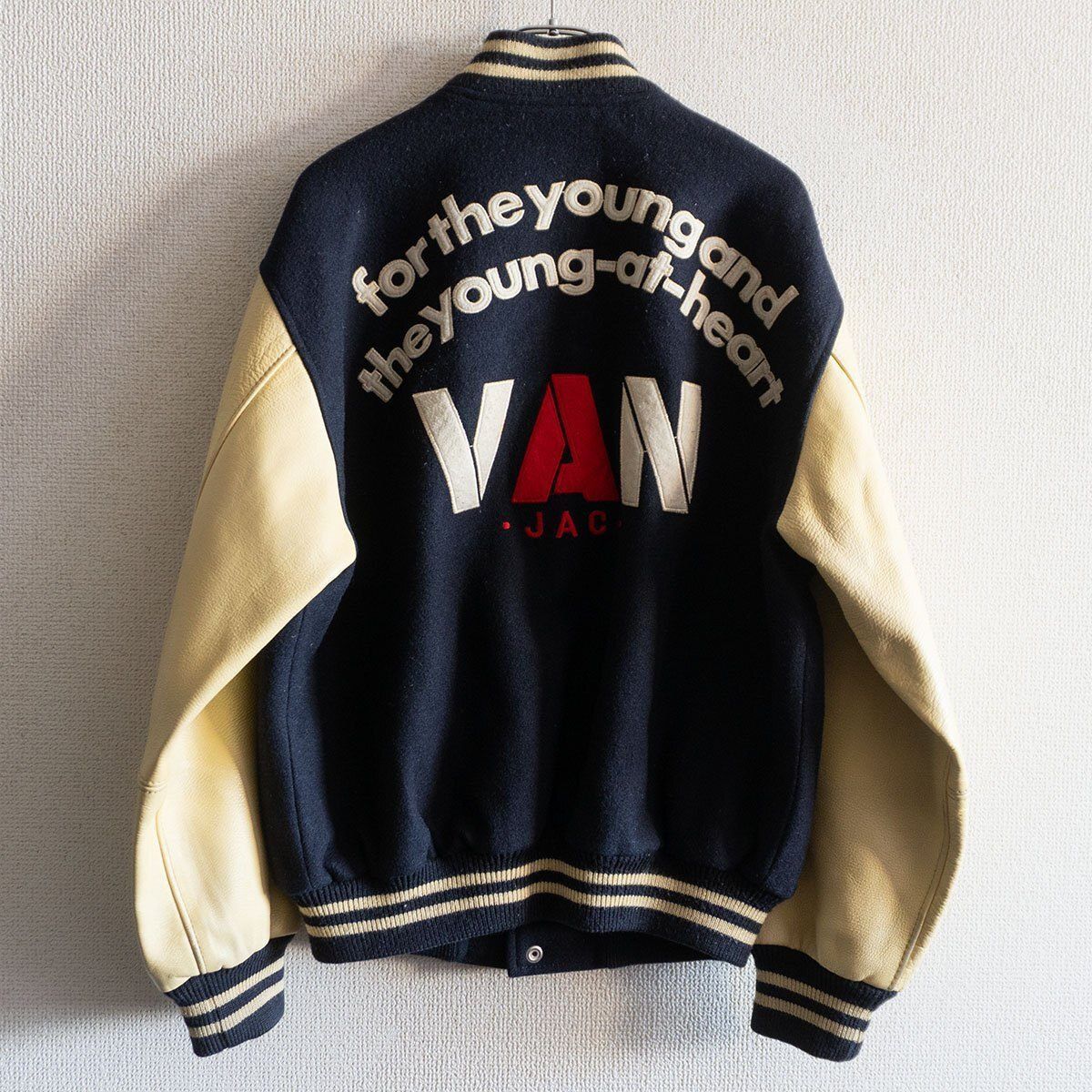 Vintage VAN JAC Leather-sleeved varsity jacket Size M Size US M / EU 48-50 / 2 - 1 Thumbnail