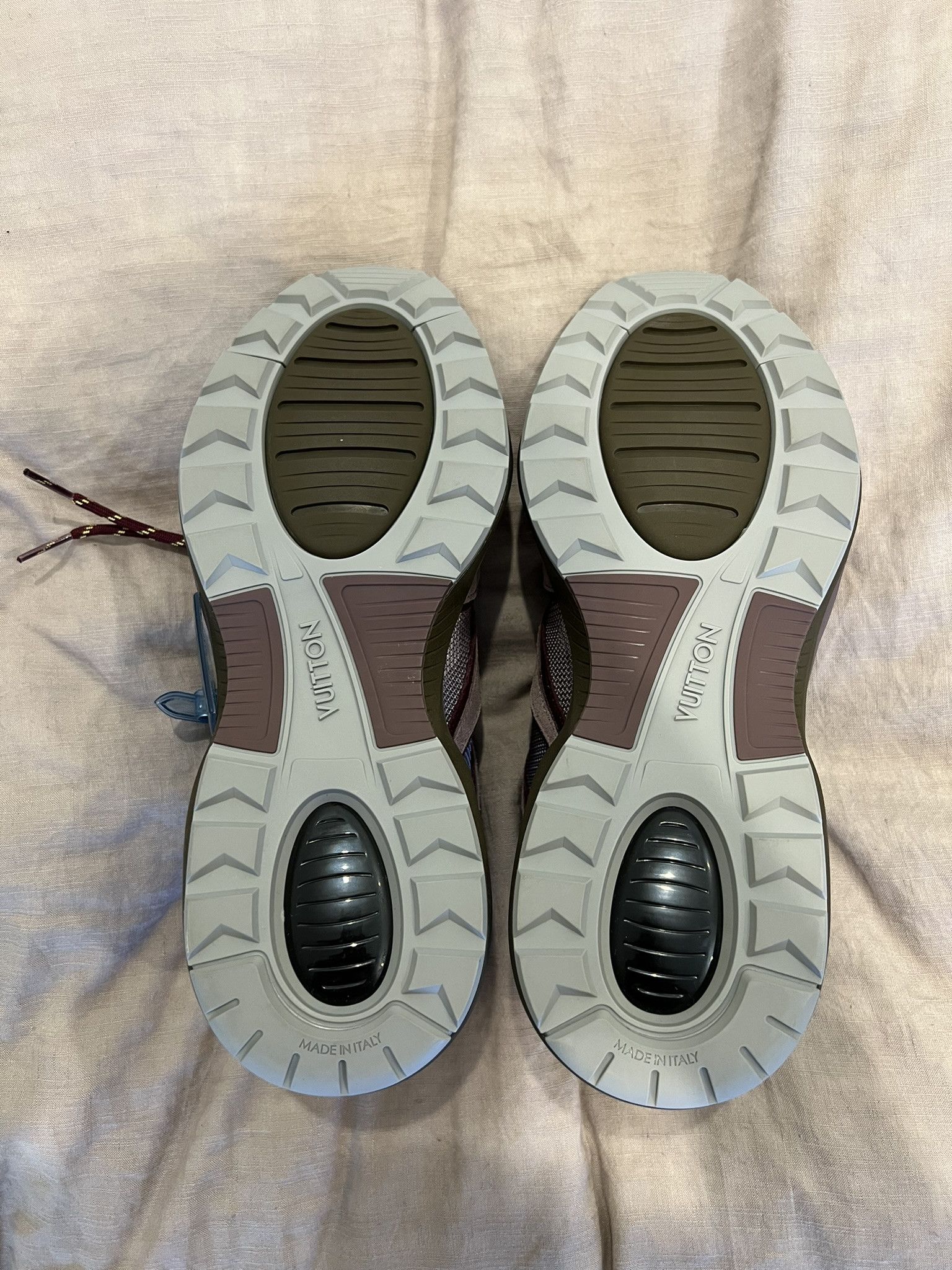 Louis Vuitton Louis Vuitton - LV Trail Sneaker Purple and Blue Suede Size US 10 / EU 43 - 5 Thumbnail