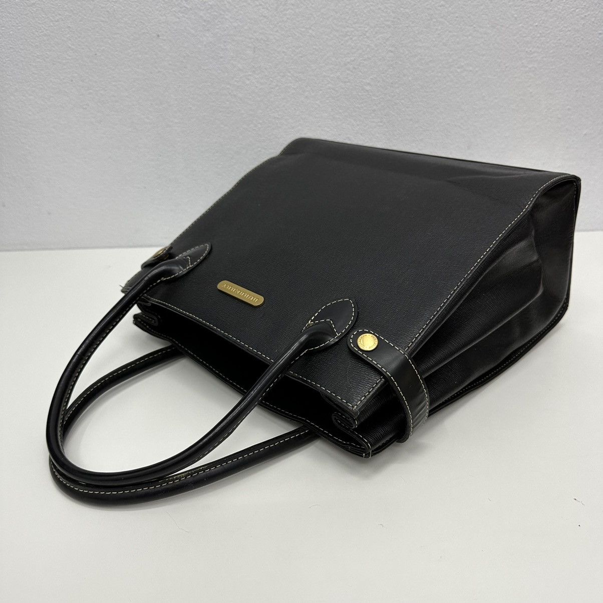 Burberry ‼️YES‼️ AUTHENTIC BURBERRY BLACK CALFSKIN LEATHER HANDBAG Size ONE SIZE - 15 Thumbnail