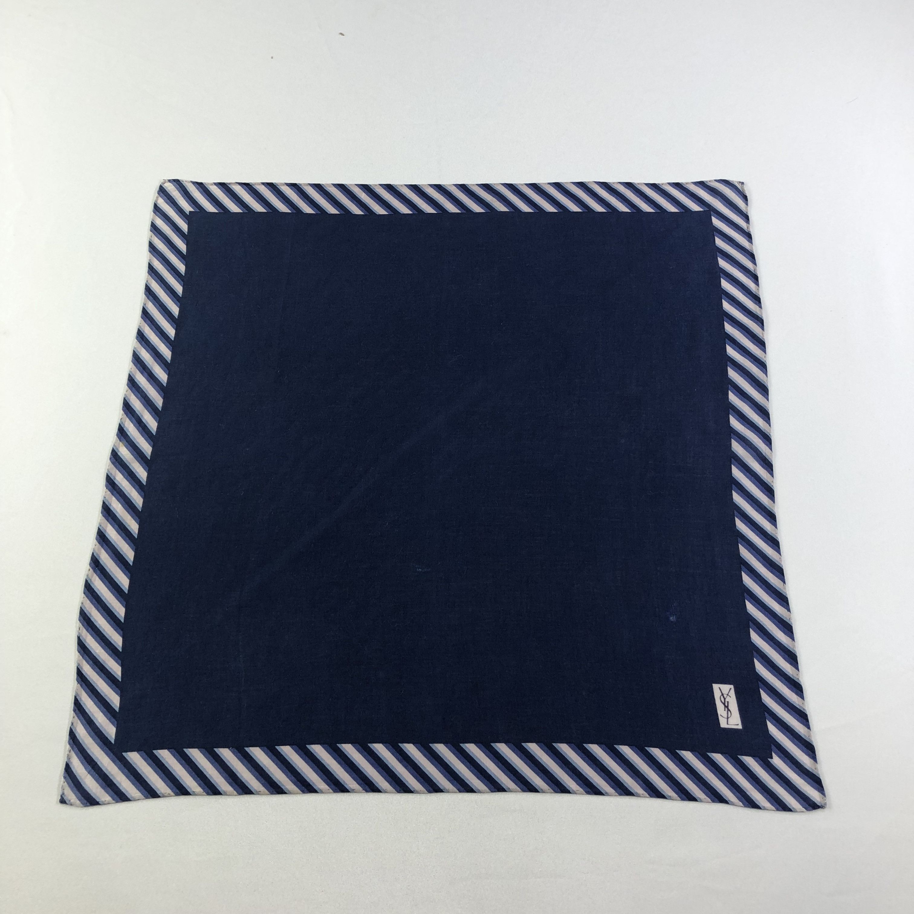 Yves Saint Laurent YSL Hand Rolled Handkerchief Neckerchief Bandana H2035 Size ONE SIZE - 2 Thumbnail