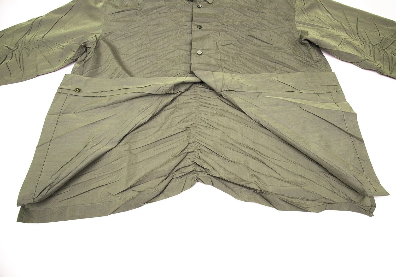 Issey Miyake Polyester Wrinkled Shirt in Khaki, Size XL Size US XL / EU 56 / 4 - 11 Thumbnail