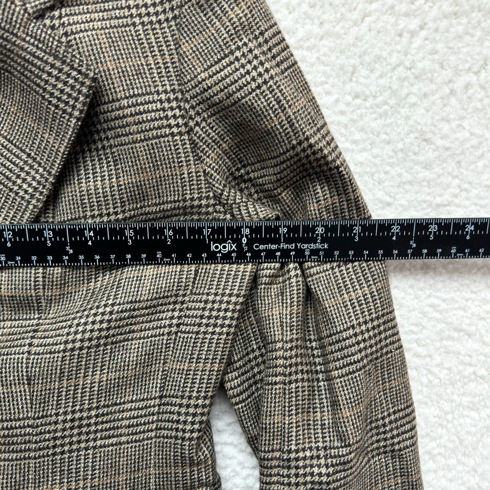 Jones New York VINTAGE Jones New York Blazer Women 4 Wool Blend Beige Houndstooth Plaid Blazer Barons Academia Tan Beige Mens Womens Girls Boys Size S / US 4 / IT 40 - 4 Thumbnail
