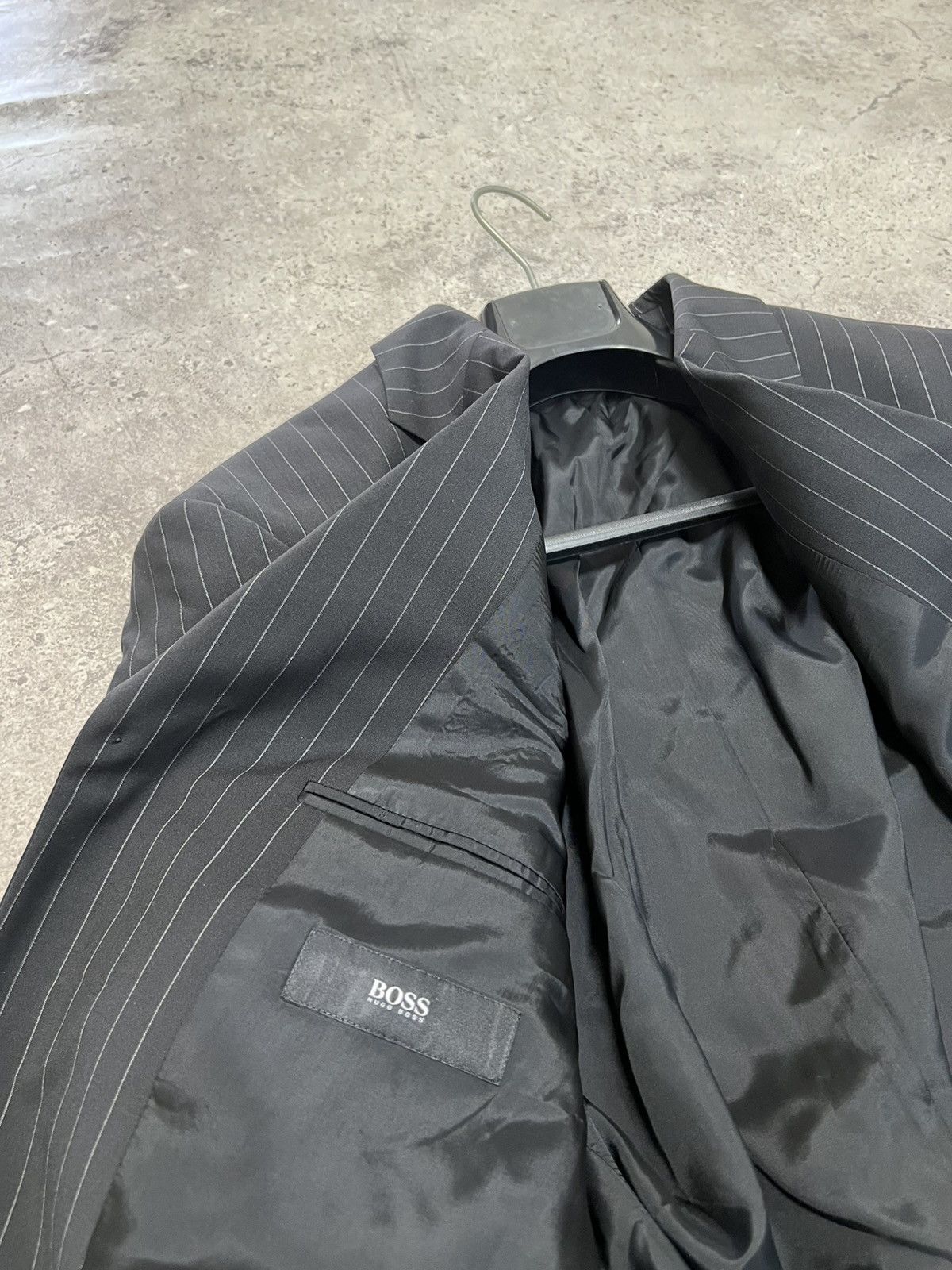 Hugo Boss Men’s Classic Suits Hugo Boss Business Jacket + Pants Size 44R - 5 Thumbnail