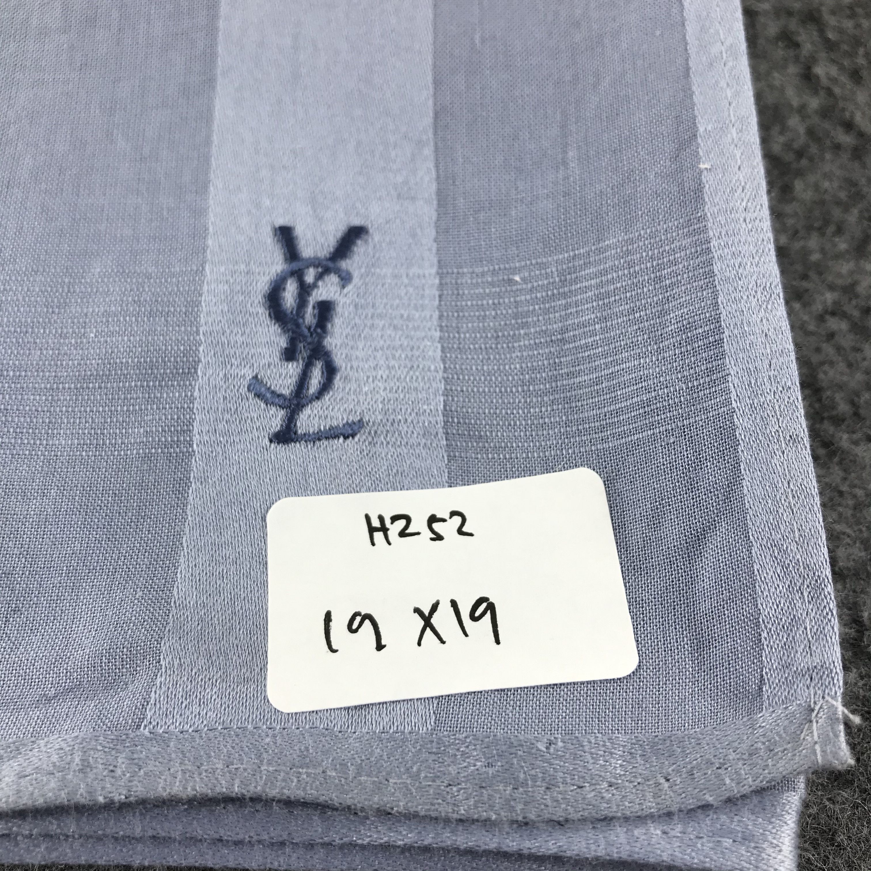 Vintage × Yves Saint Laurent Yves Saint Laurent Handkerchief Neckerchief Bandana H252 Size ONE SIZE - 9 Thumbnail