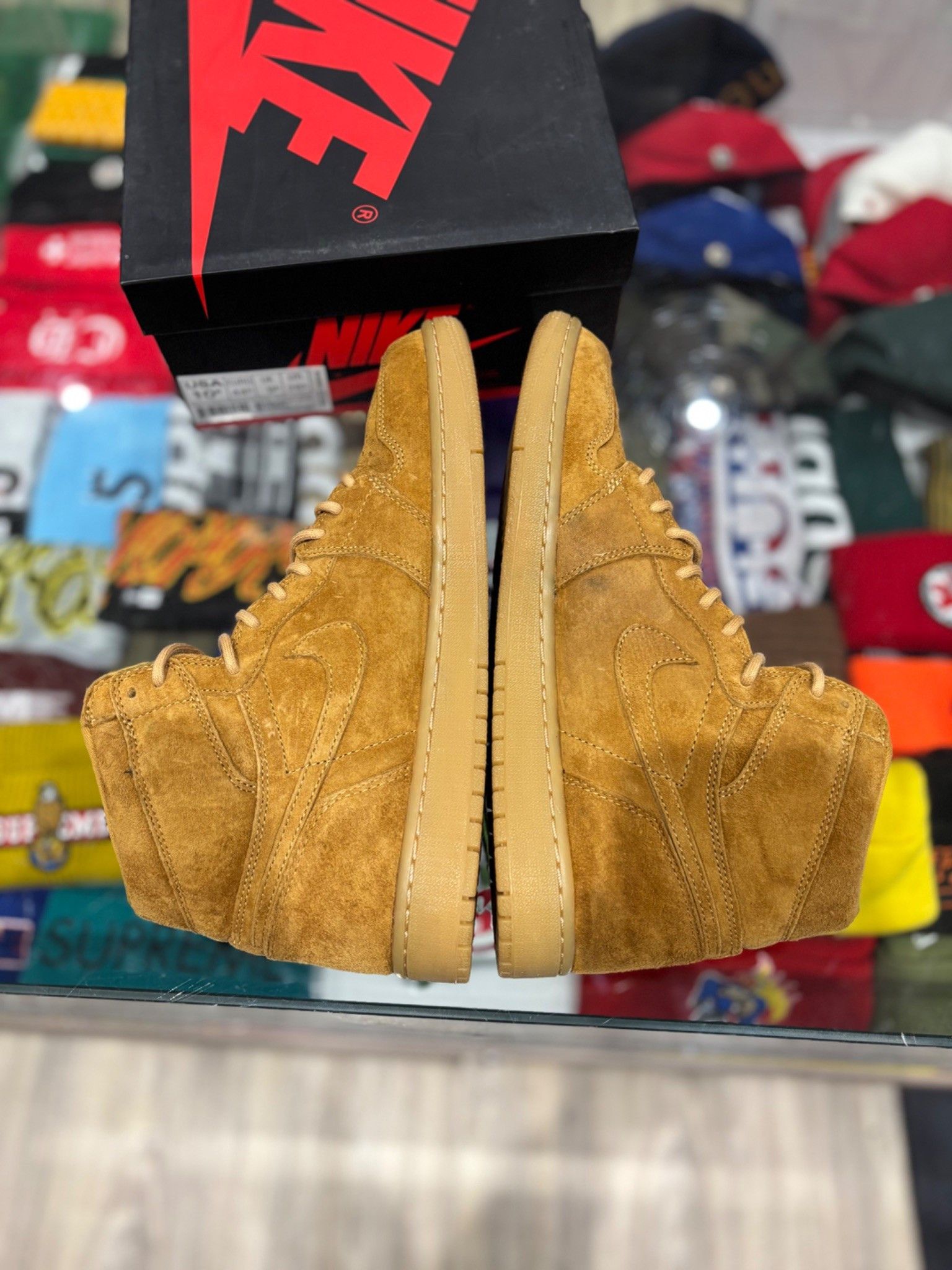 Jordan Brand Jordan 1 High Wheat Size US 10.5 / EU 43-44 - 5 Thumbnail