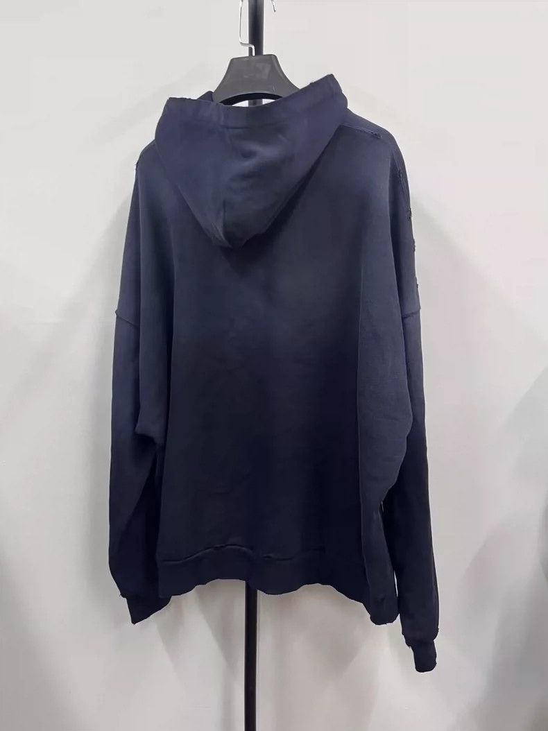 Balenciaga Balenciaga Letter Logo Hooded Pullover Drop Shoulder Long Size US M / EU 48-50 / 2 - 2 Thumbnail