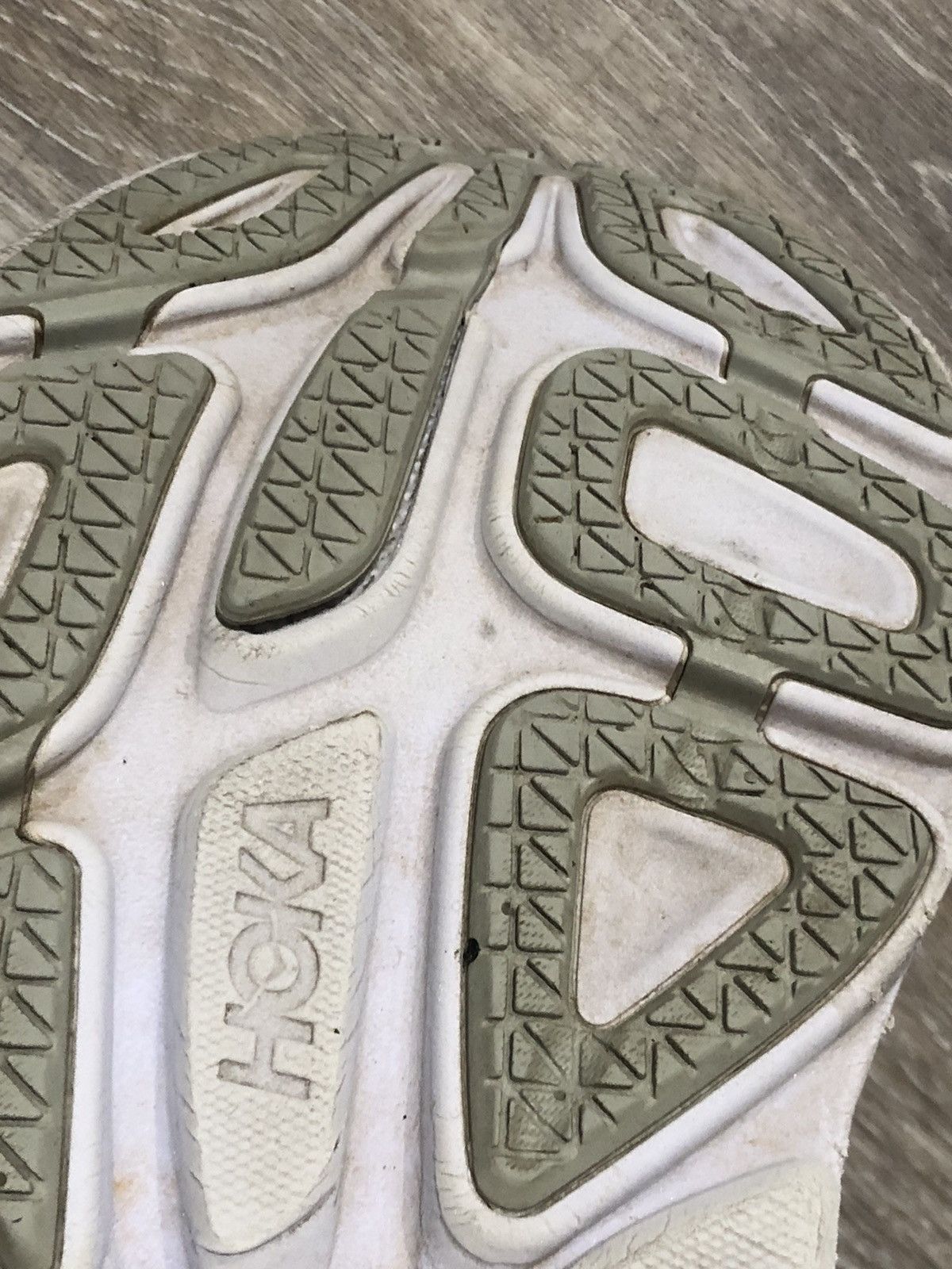 Hoka Hoka One One Bondi 8 Shoes Womens Size 6.5 Wide Gray Size US 6.5 / IT 36.5 - 25 Thumbnail