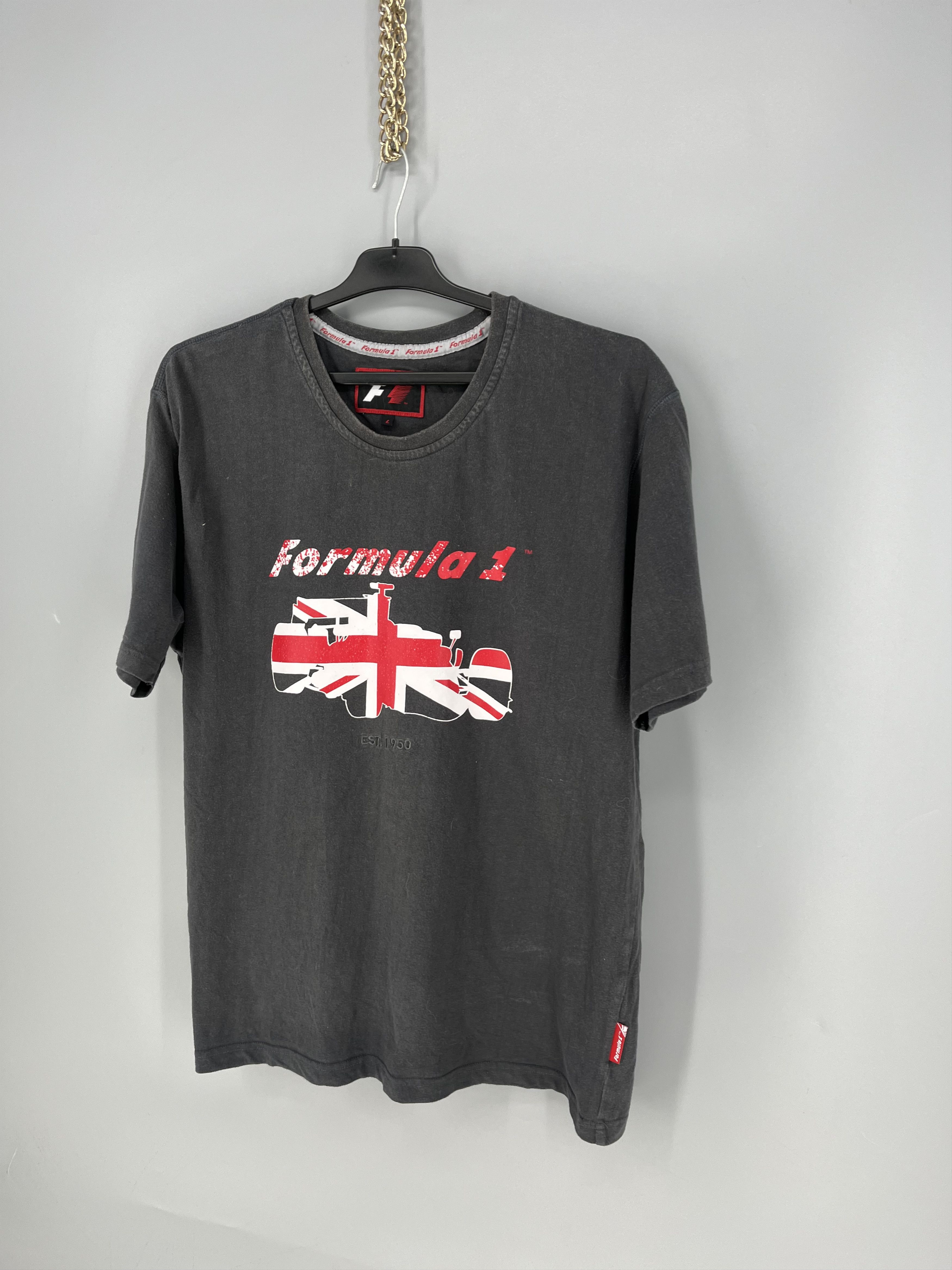 Vintage Formula 1 Mens T-Shirt 2009 Jenson Button Year XL Black BNWT Size US L / EU 52-54 / 3 - 3 Thumbnail