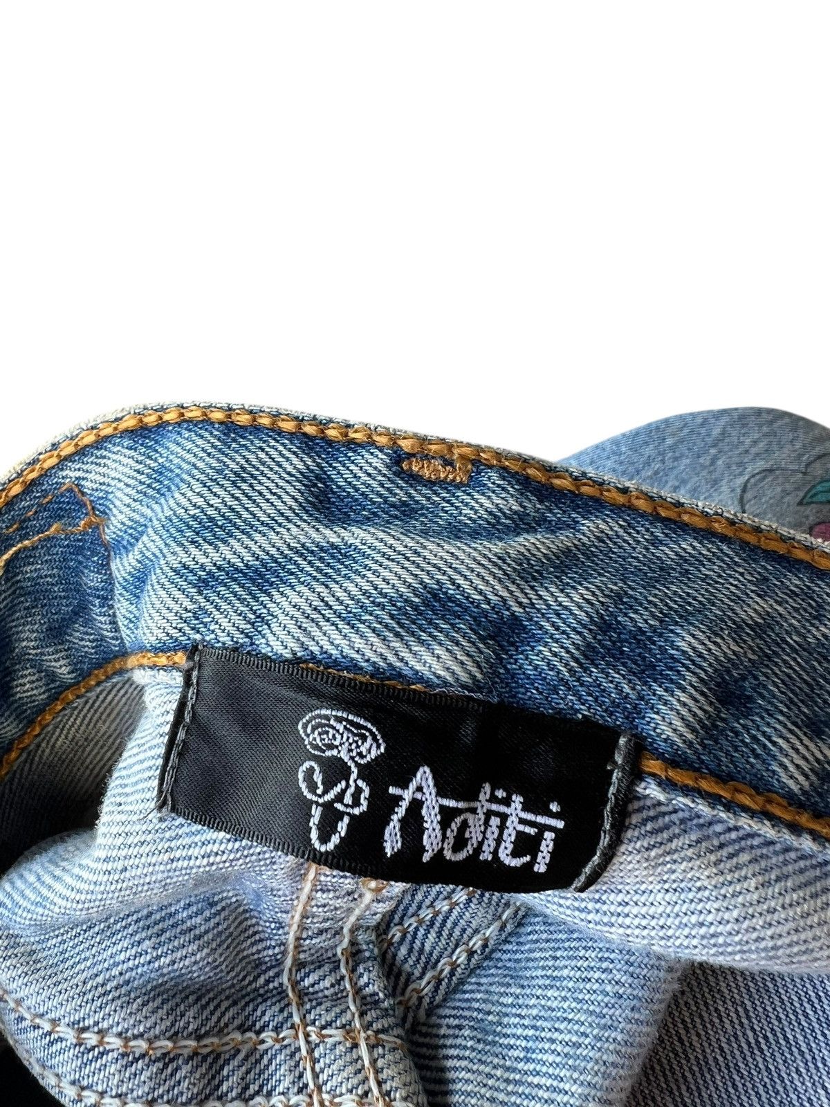 Levi's Vintage 1996 Levi’s 501 X Aditi Art Dirty Denim Jeans Size US 29 - 25 Thumbnail