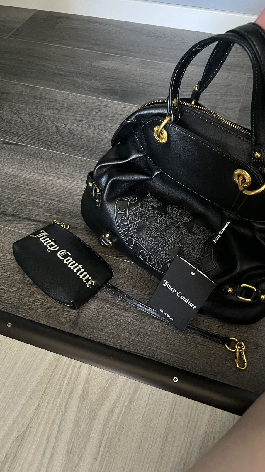 美品　JUICY COUTURE バニティバッグ　かばん　ミラー付き　ブラック 美品 JUICY COUTURE バニティバッグ かばん ミラー付き ブラック