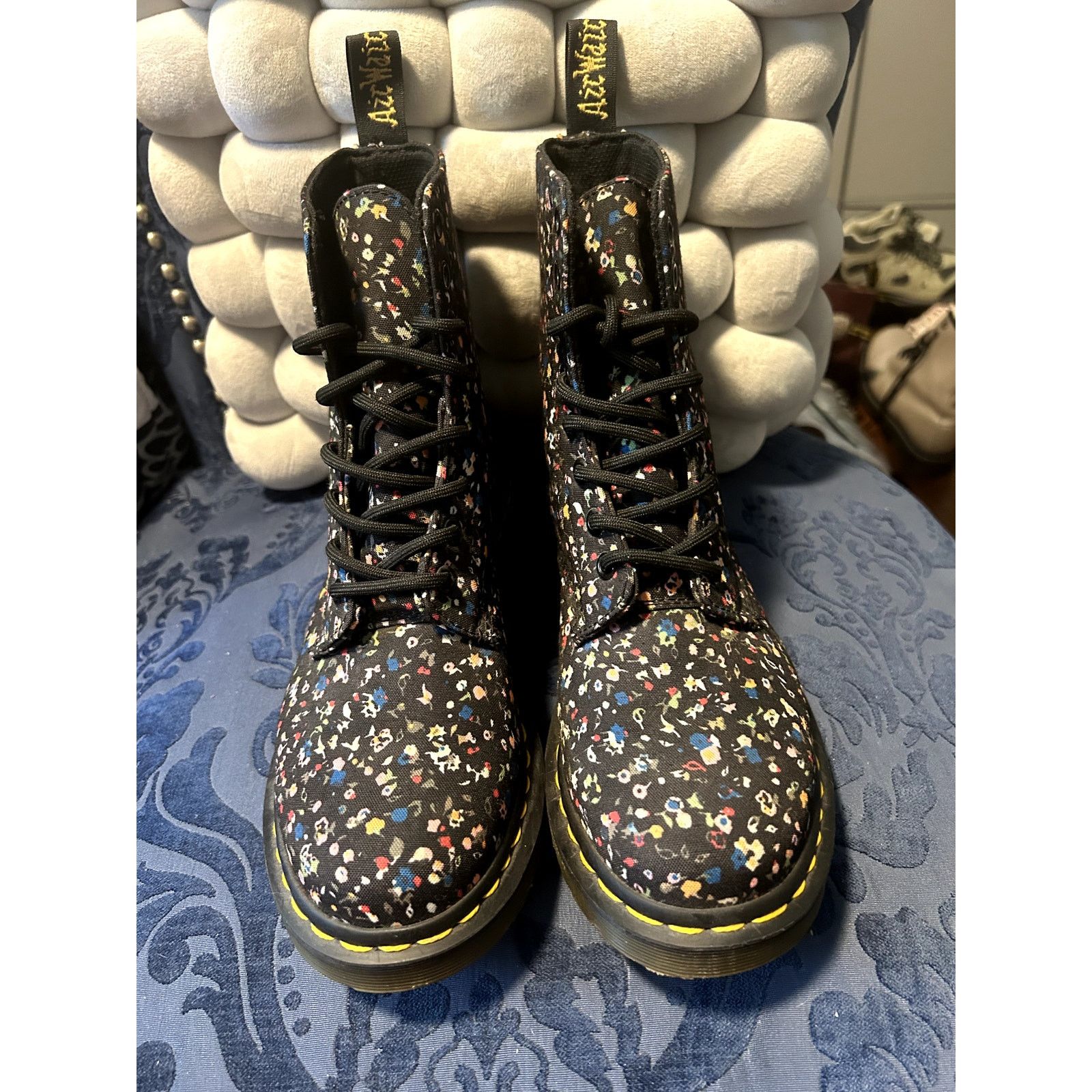 Dr. Martens Dr Martens Page Black Floral Canvas Size 7/EU 38 Size US 7 / IT 37 - 3 Thumbnail