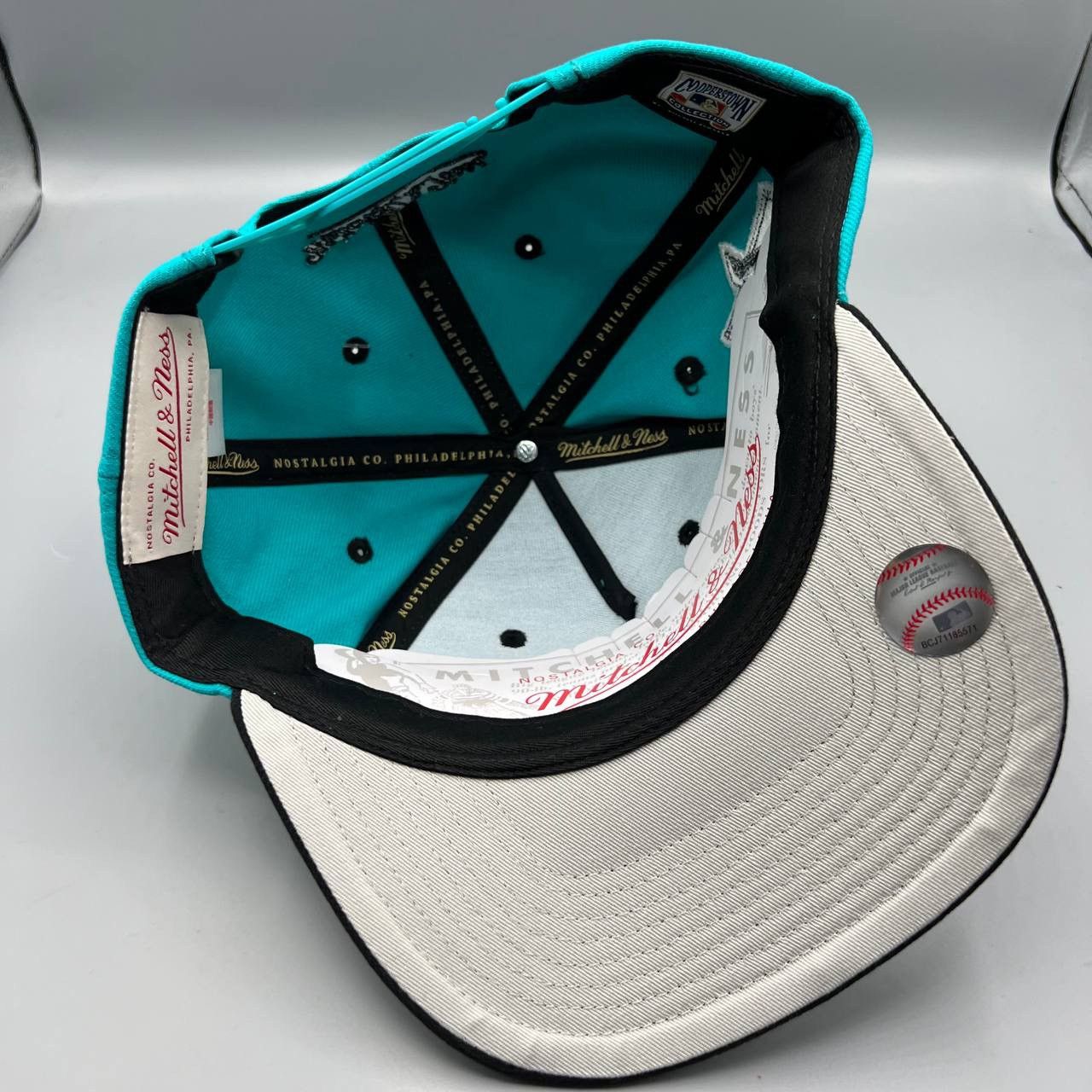 Mitchell & Ness Florida Marlins Hat Men National League Snap Back Cap New Size ONE SIZE - 5 Thumbnail
