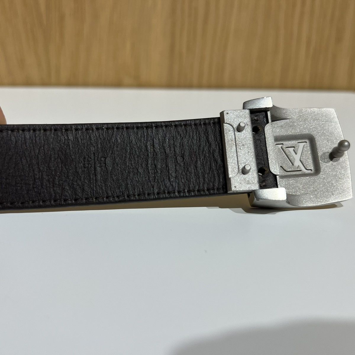 Louis Vuitton 🔹Louis Vuitton Metal Buckle Reversible Leather Belt Size 36 - 2 Thumbnail