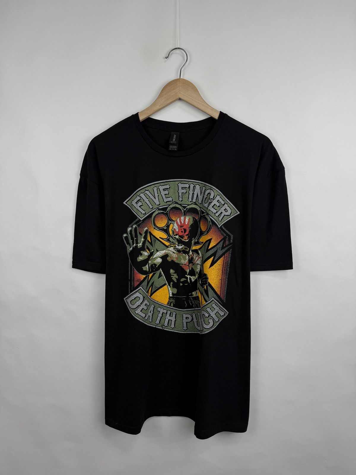 Gildan 🇺🇸💀 Vintage Y2K Five Finger Death Punch 5FDP Groove Metal Tee Size US XL / EU 56 / 4 - 3 Thumbnail