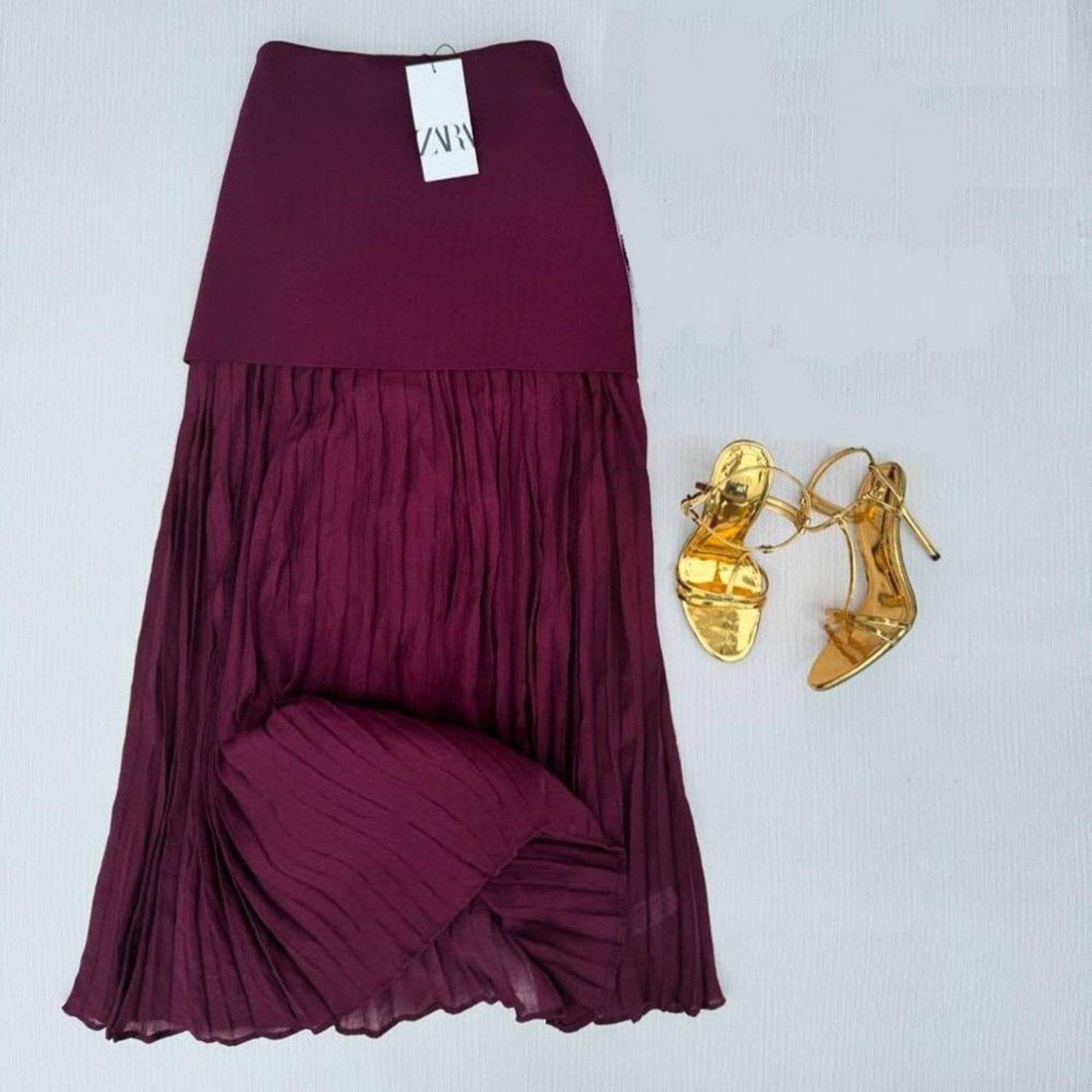 Zara ZARA High-Waisted Pleated Skirt NWT Size 30" / US 8 / IT 44 - 15 Thumbnail