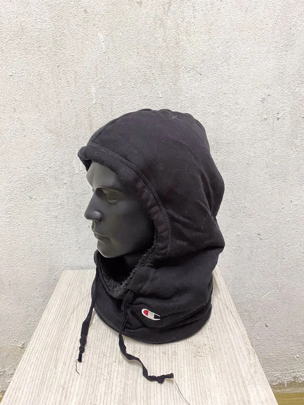 Champion Vintage Champion Small Logo Balaclava Beanie Hat Size ONE SIZE - 3 Thumbnail