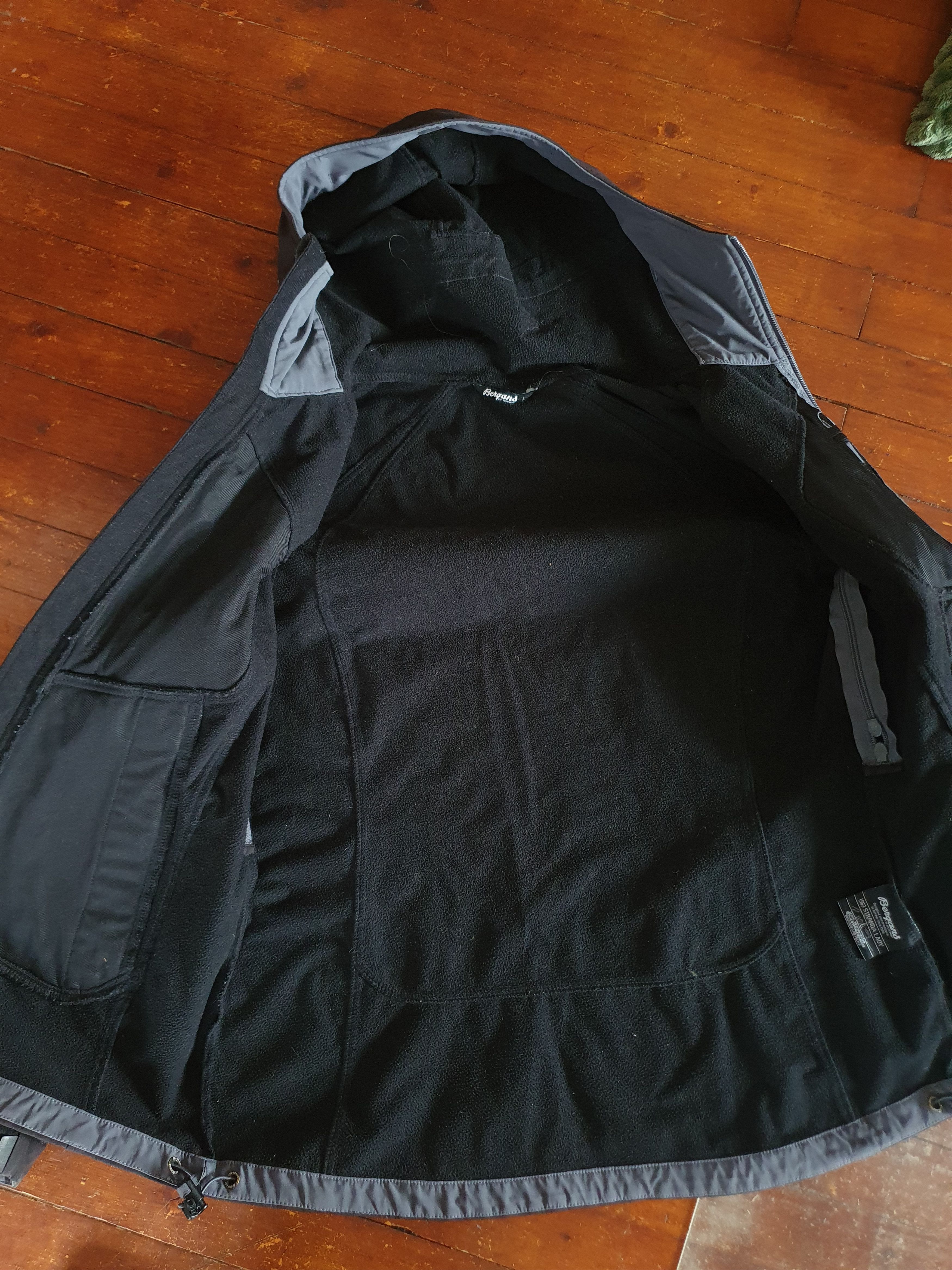 Bergans of Norway Bergans of Norway 1563 Stranda Lady Soft Shell Jacket sz L Size L / US 10 / IT 46 - 17 Thumbnail