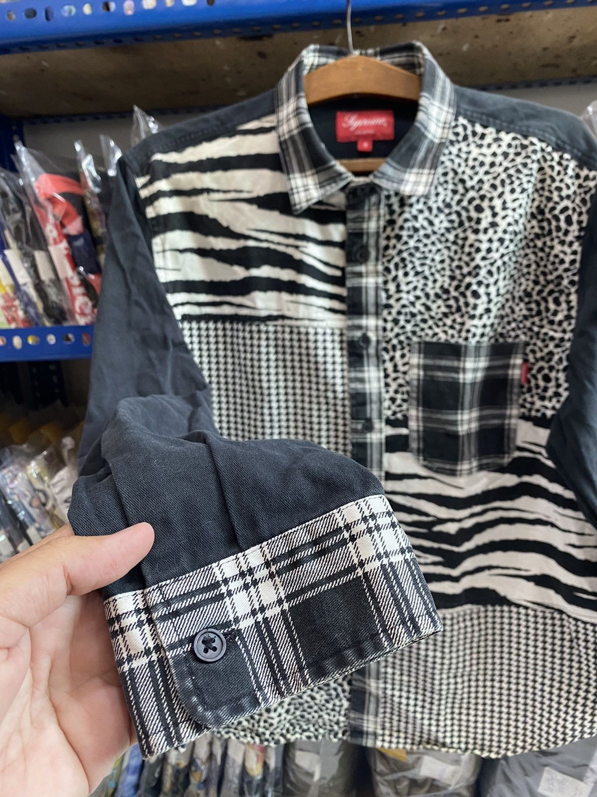 Supreme SUPREME SHIRT Size US M / EU 48-50 / 2 - 6 Thumbnail