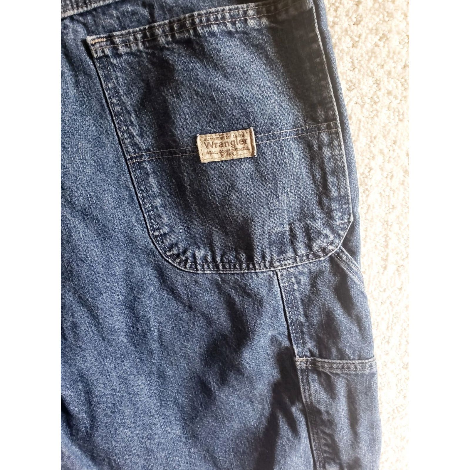 Wrangler Wrangler Men's Denim Carpenter Shorts Hammer Loop Pockets Blue 40W 10L Regular Inseam 10 High Rise Workwear Casual Outdoor 40W Mens Size US 40 / EU 56 - 7 Thumbnail