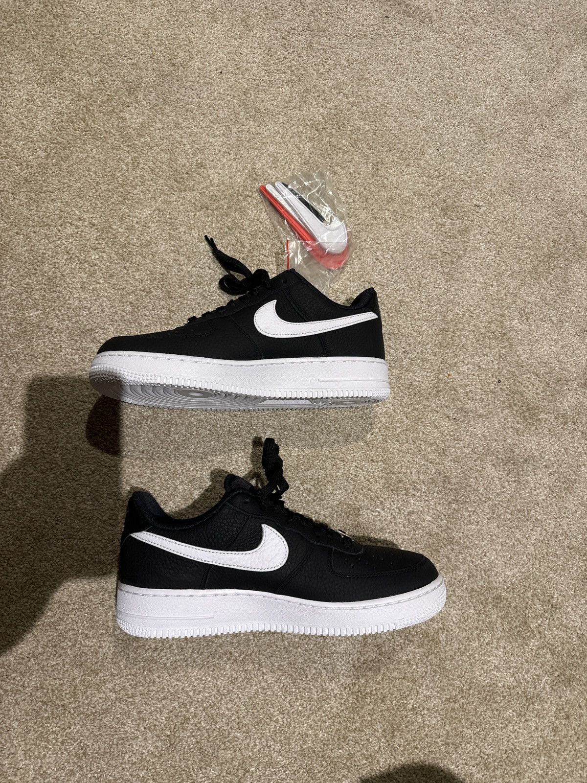 Nike Air Force 1 ‘07 “Silver Swoosh Size US 8 / EU 41 - 2 Thumbnail