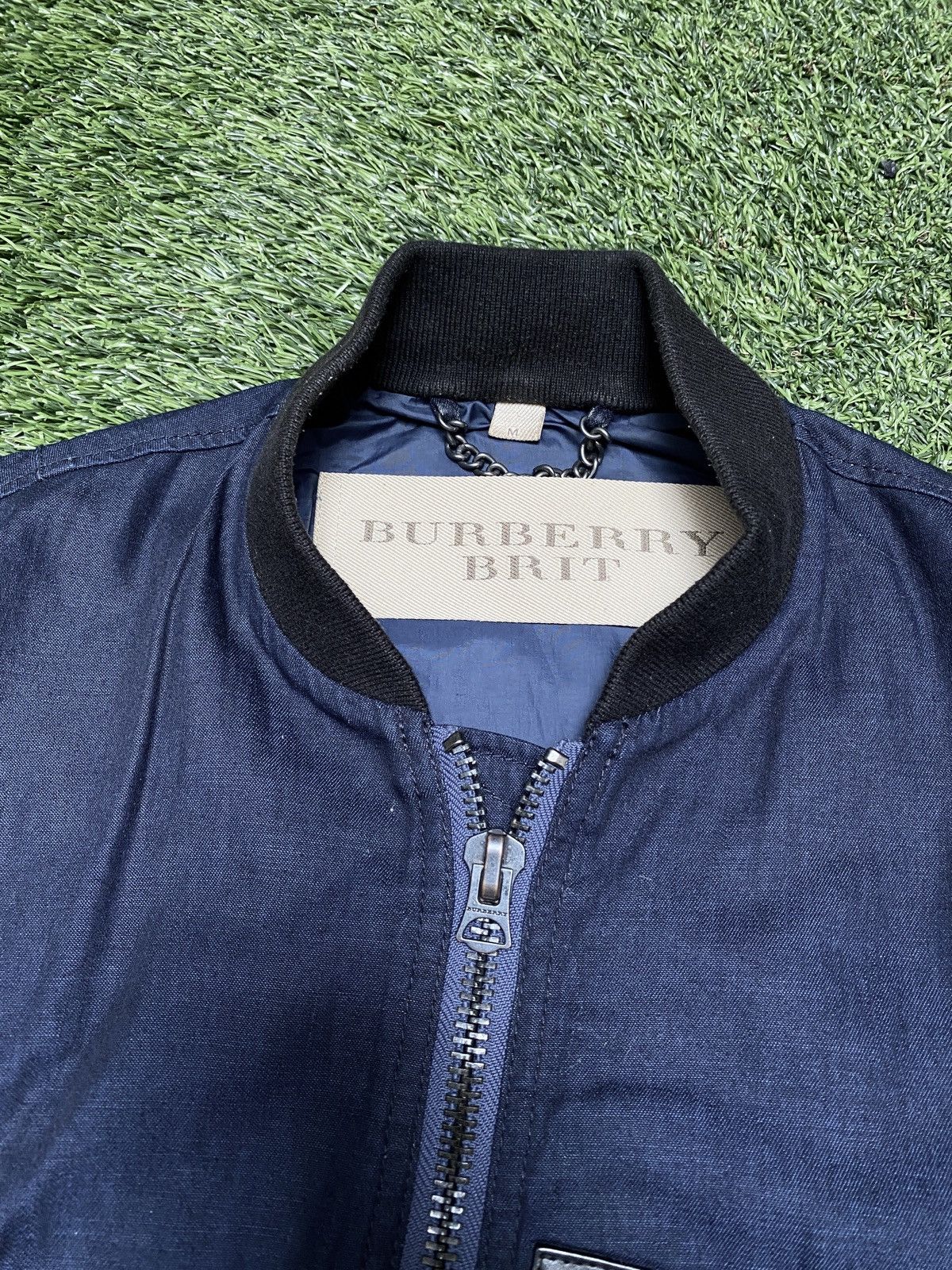 Burberry Burberry Brit Denim Bomber Jacket Size US M / EU 48-50 / 2 - 5 Thumbnail