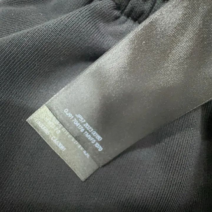 Balenciaga Balenciaga Balenciaga Black Logo Print Casual Shorts for M Size US 26 / EU 42 - 6 Thumbnail