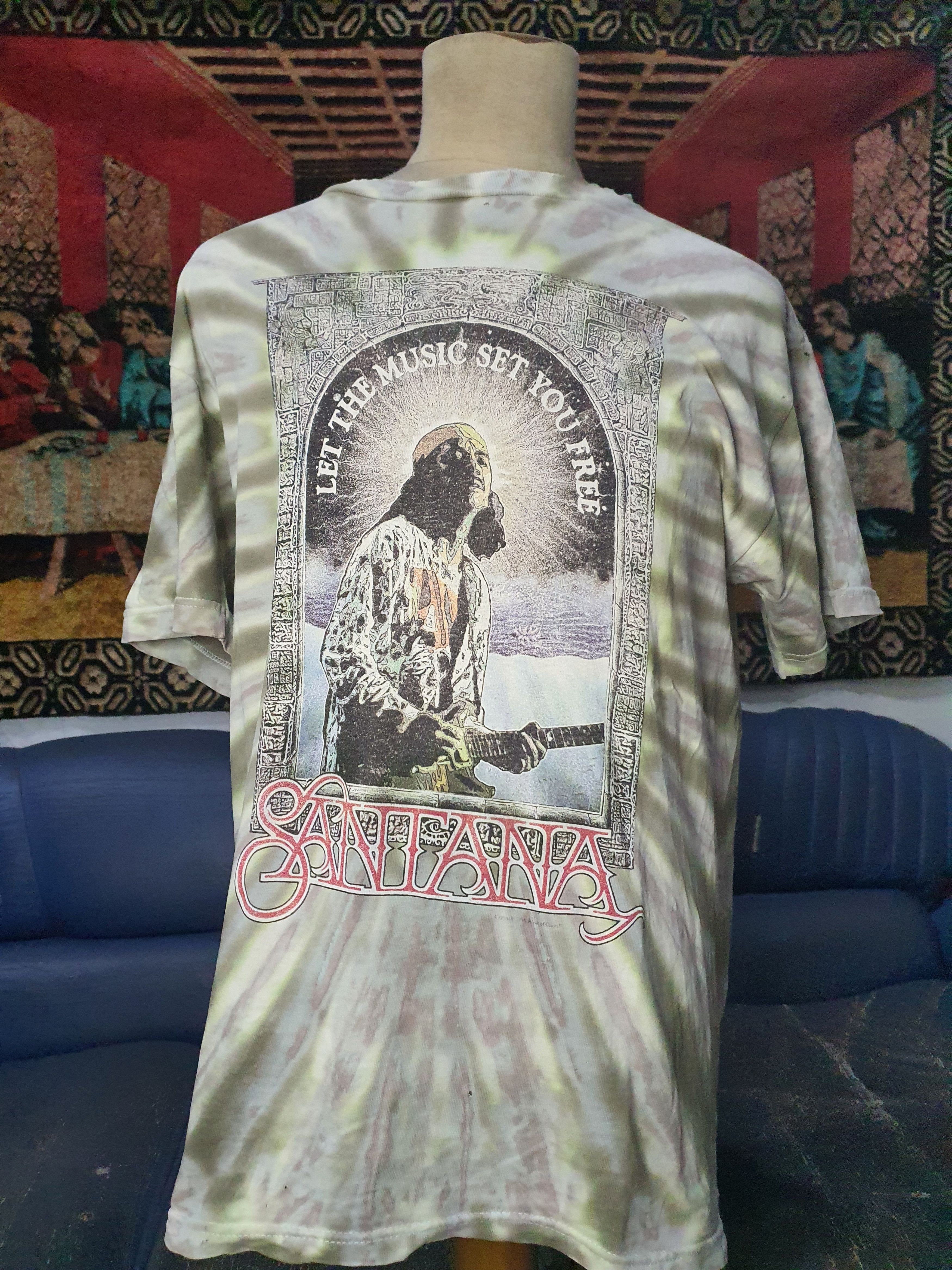 Band Tees Vintage Tees Santana Size US L / EU 52-54 / 3 - 3 Thumbnail