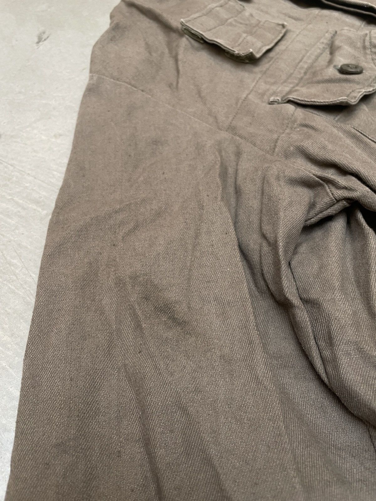 Vintage Vintage Military Utility Field Shirt 2004 Brown Cotton Sz. L Size US L / EU 52-54 / 3 - 14 Thumbnail