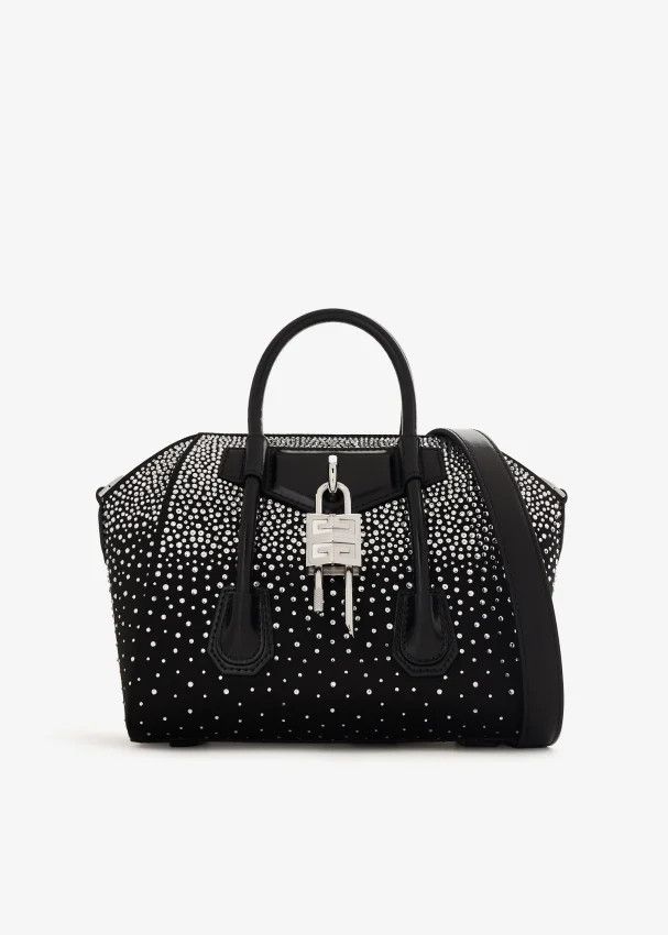 Givenchy o1srvl11e0325 Size: OS / Mini Antigona Lock Bag Size ONE SIZE - 1 Thumbnail