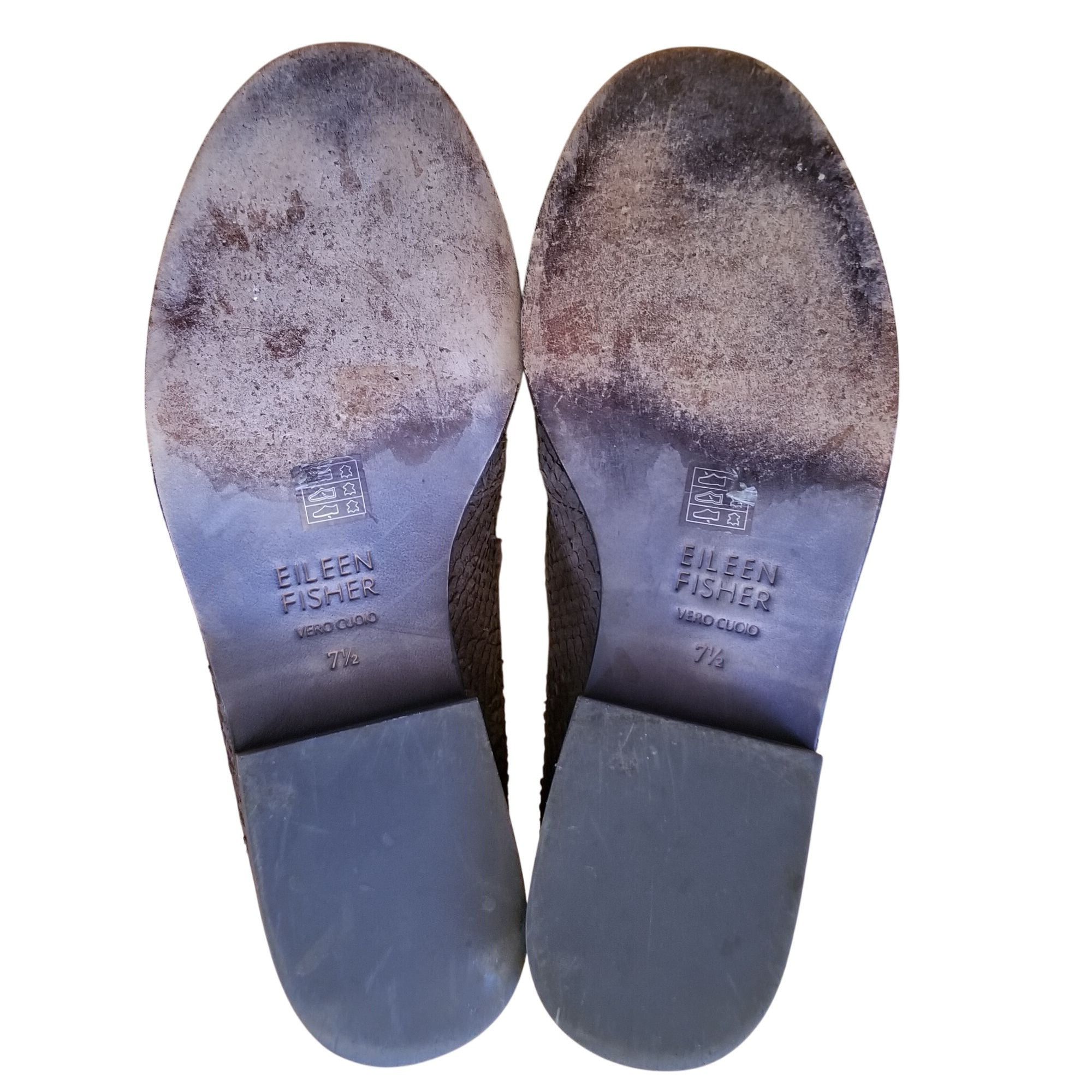 Eileen Fisher Eileen Fisher 7.5 Gray Leather Ankle Boots TUCK Embossed Sna Size US 7.5 / IT 37.5 - 3 Thumbnail