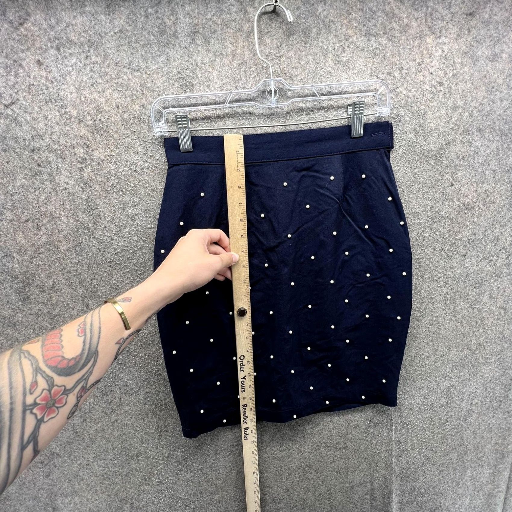 Vintage Tina Hagen Skirt Womens Small Navy Beaded Polka Dot Pencil Stretch Short USA Size 28" / US 6 / IT 42 - 4 Thumbnail