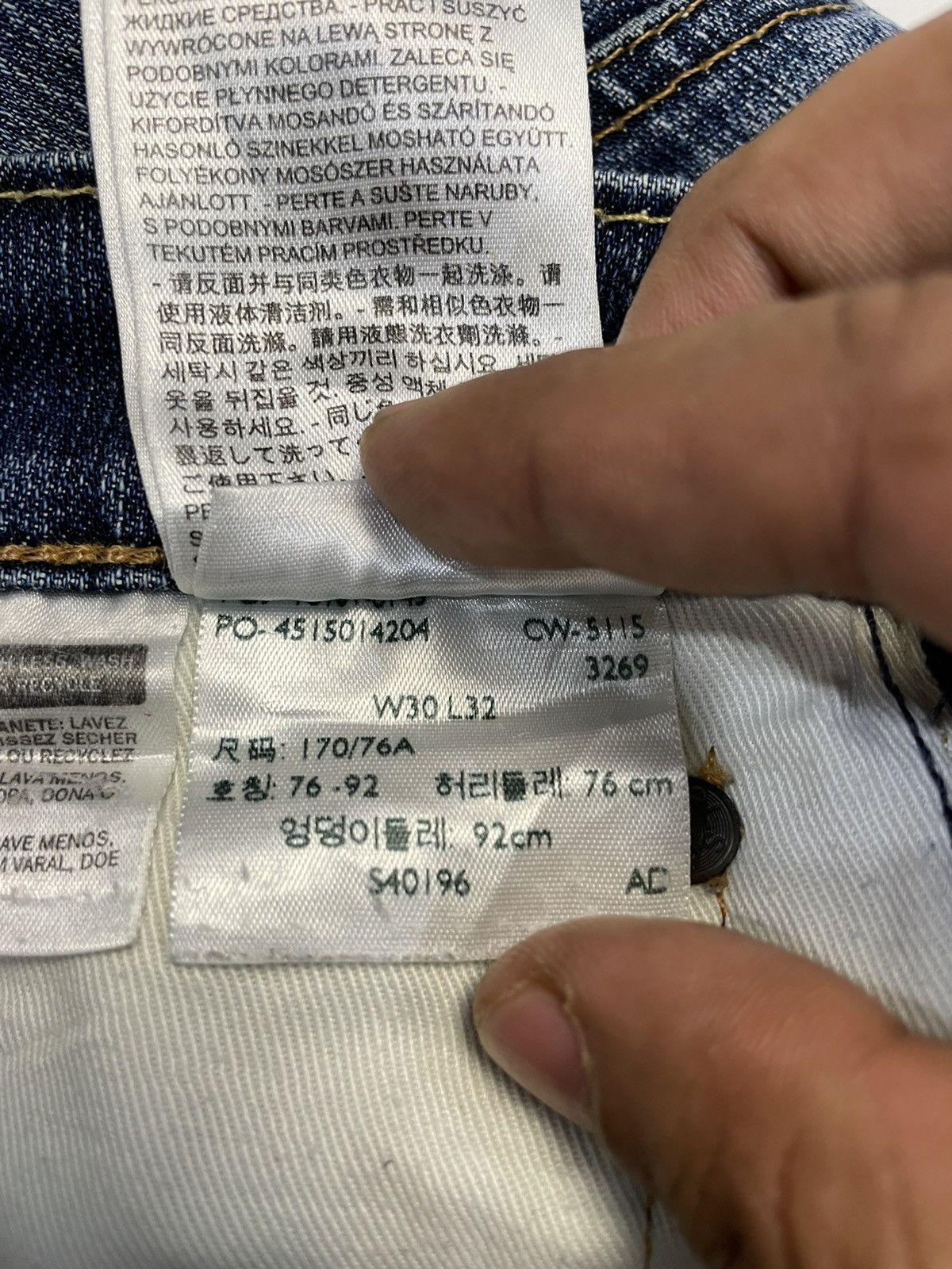 Levi's Vintage Levi's 541 Distressed Faded Jeans Size US 30 / EU 46 - 11 Thumbnail