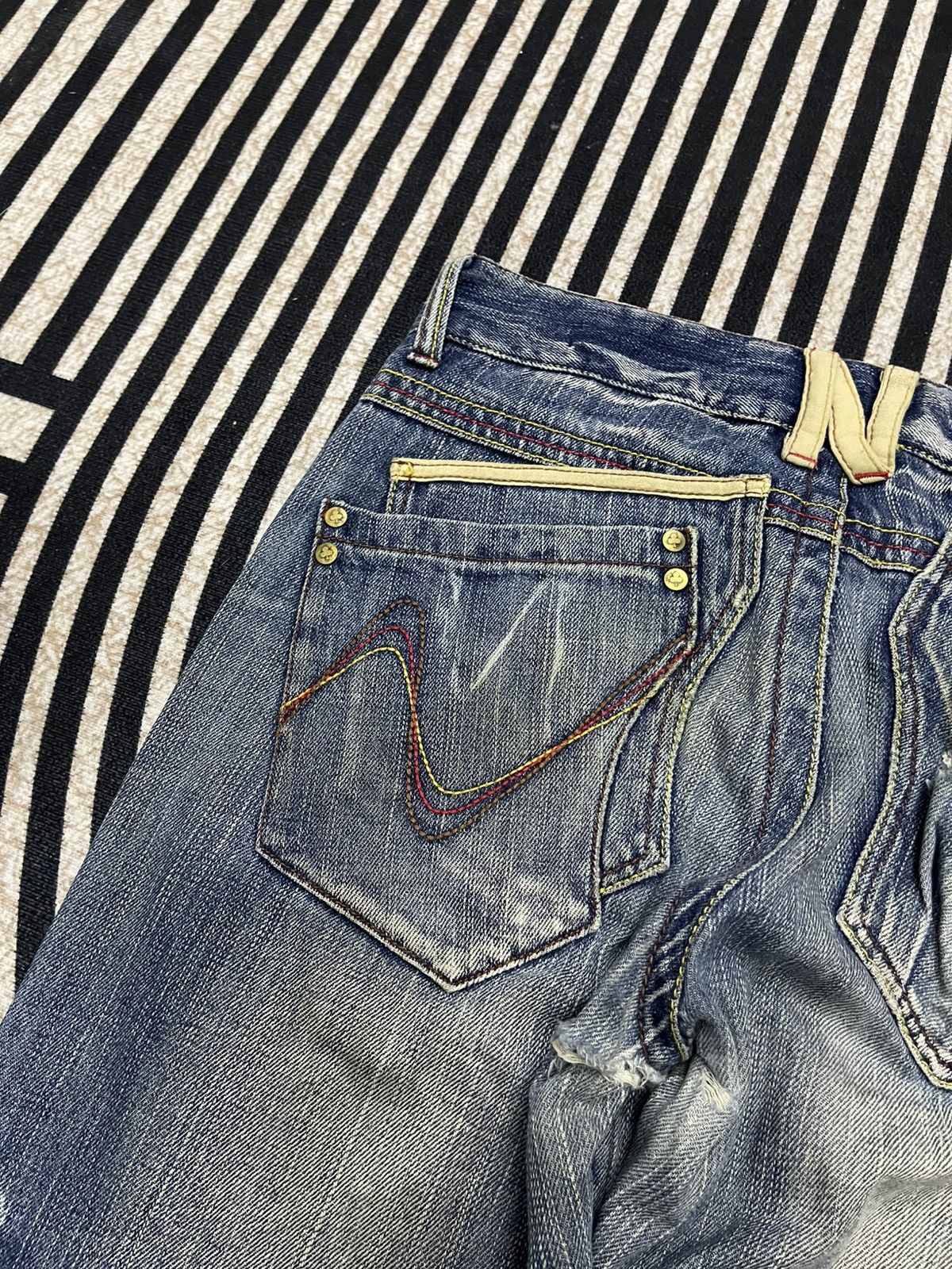 Norton 2000s NORTON DENIM DISTRESSED JEANS EMBROIDERED LOGO Size US 32 / EU 48 - 19 Thumbnail