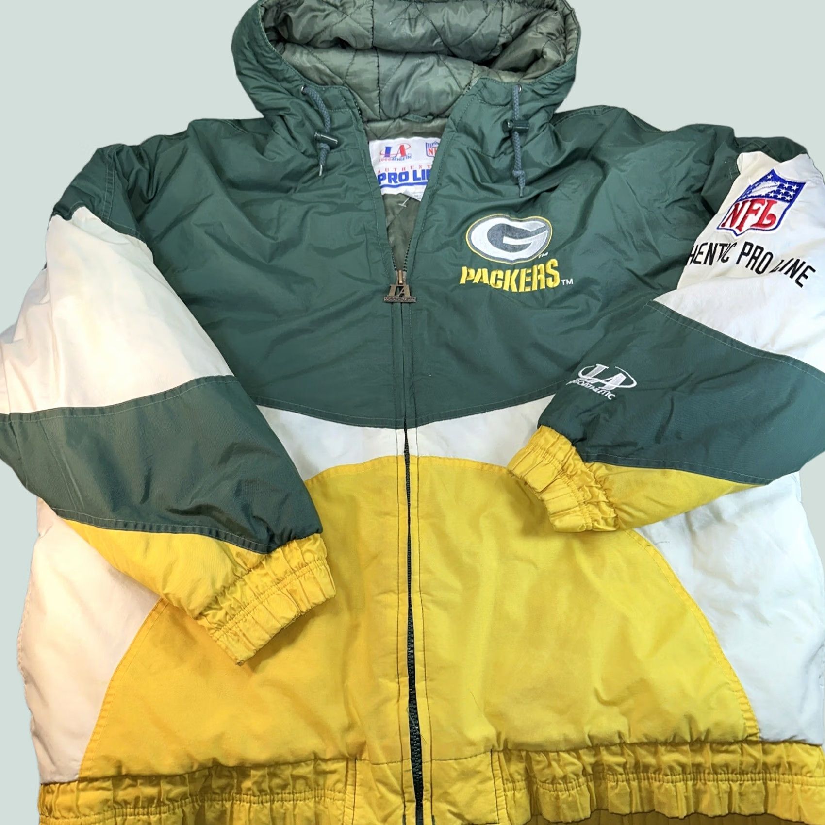 Logo Athletic VINTAGE Logo Athletic Jacket Green Bay 90s Extra Large Men’s Nylon Puffer Logo Jacket XL Green Mens Size US XL / EU 56 / 4 - 1 Thumbnail