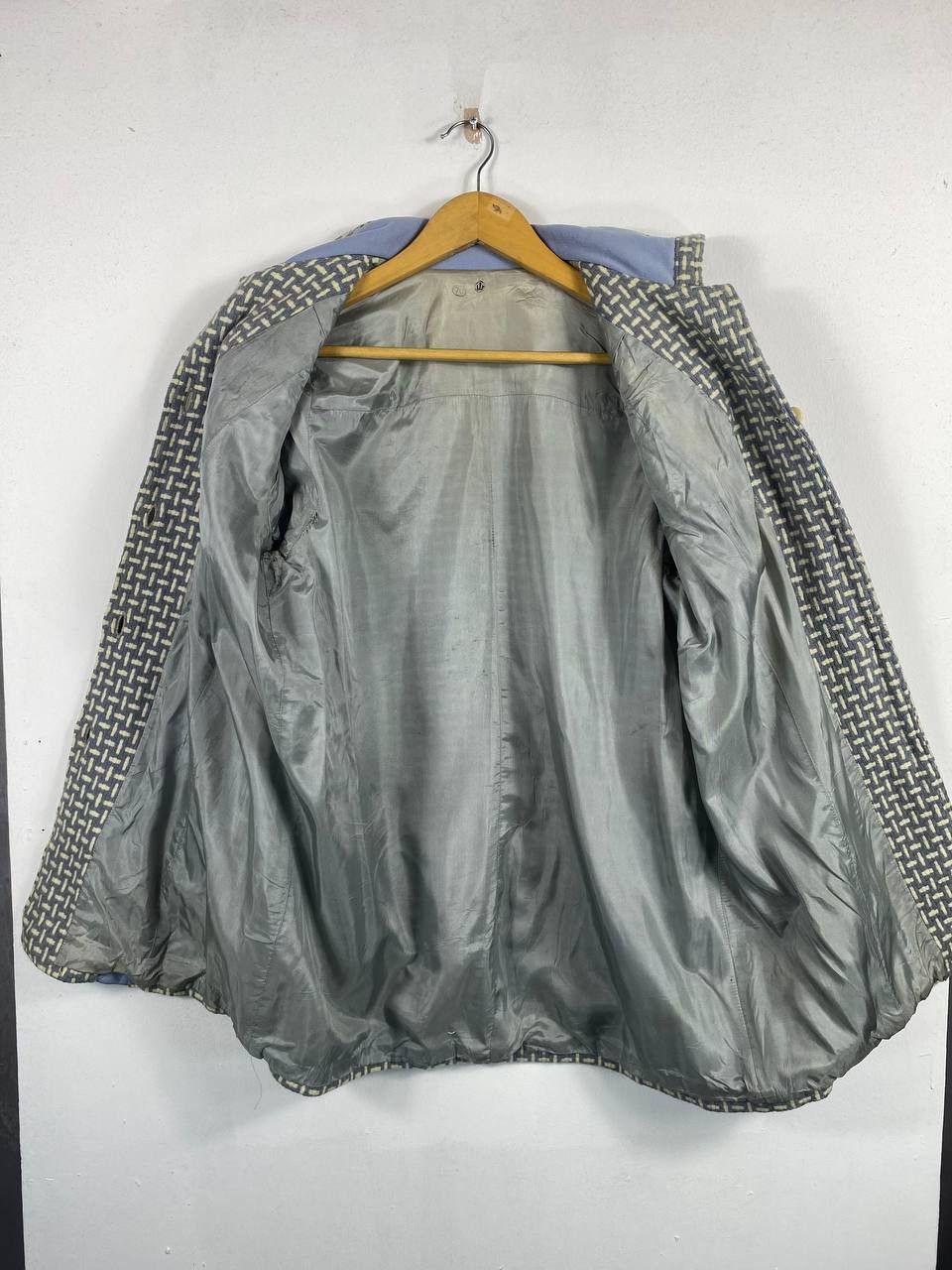 Japanese Brand vintage japanese brand wool woven jacket nice design Size US M / EU 48-50 / 2 - 6 Thumbnail