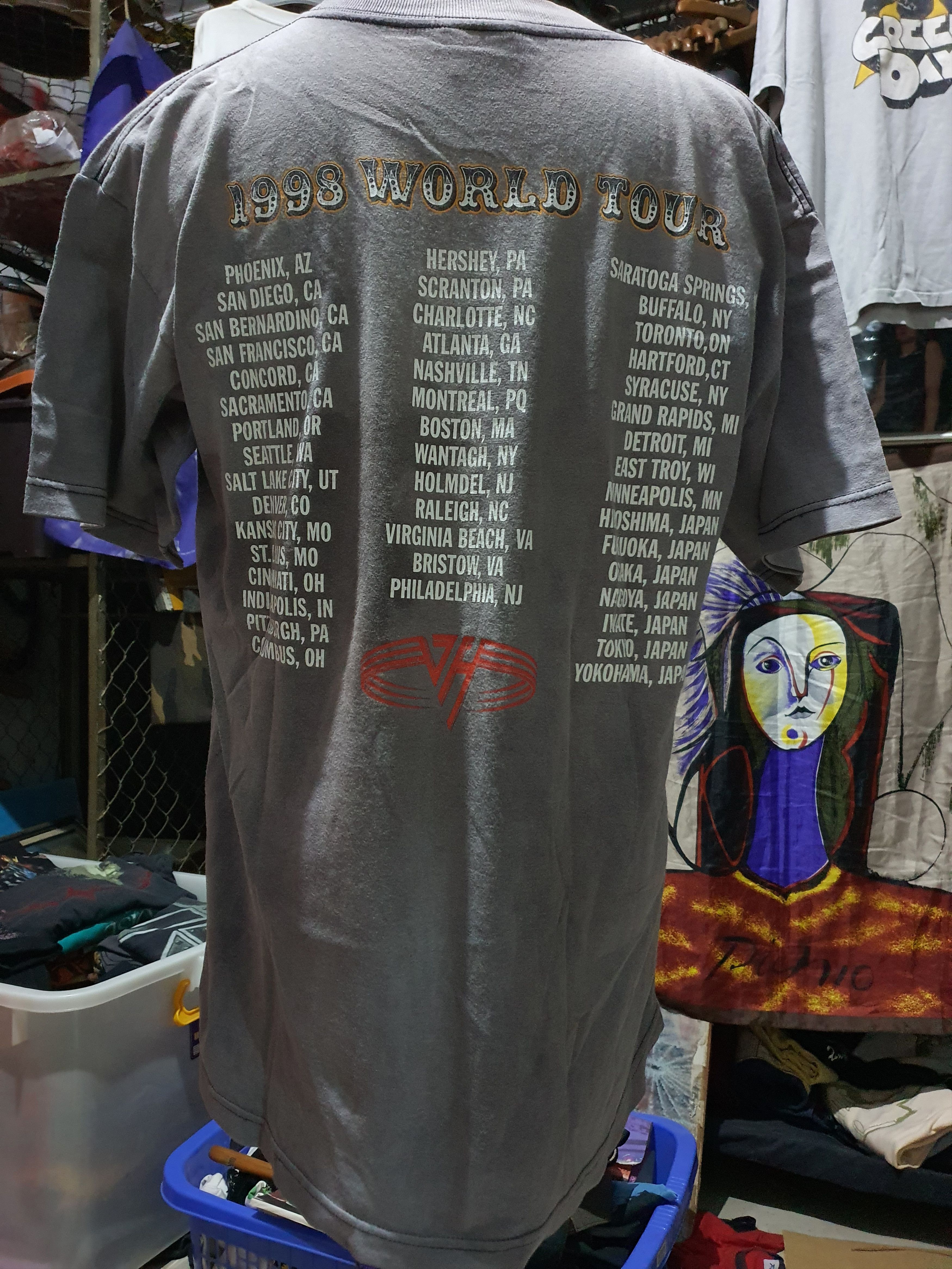 Band Tees Vtg Van Halen Motley Crue Metallica Nirvana Slipknot Ozzy Size US L / EU 52-54 / 3 - 2 Thumbnail
