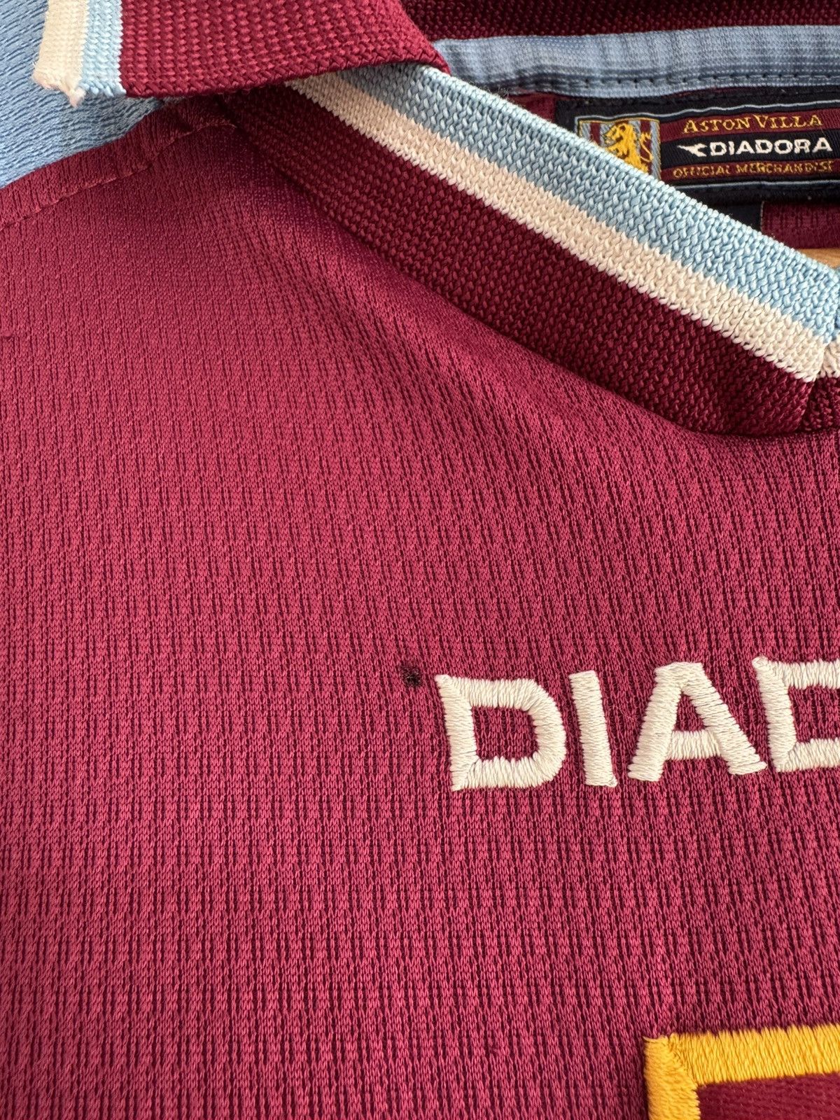 Diadora Vintage Merson #10 Aston Villa 2000-2001 Home Soccer Jersey Size US L / EU 52-54 / 3 - 15 Thumbnail